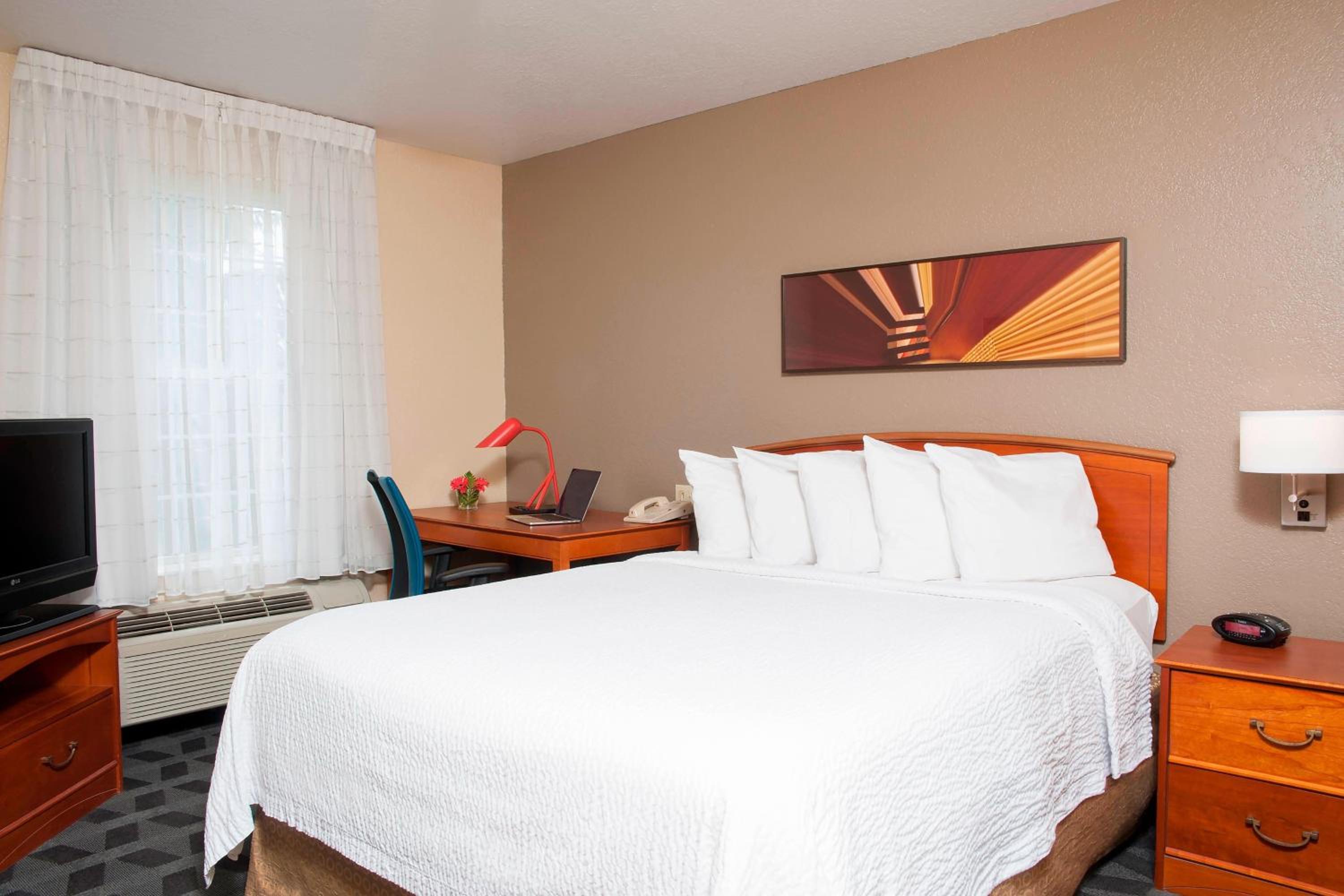 Two-Bedroom Suite photo 1