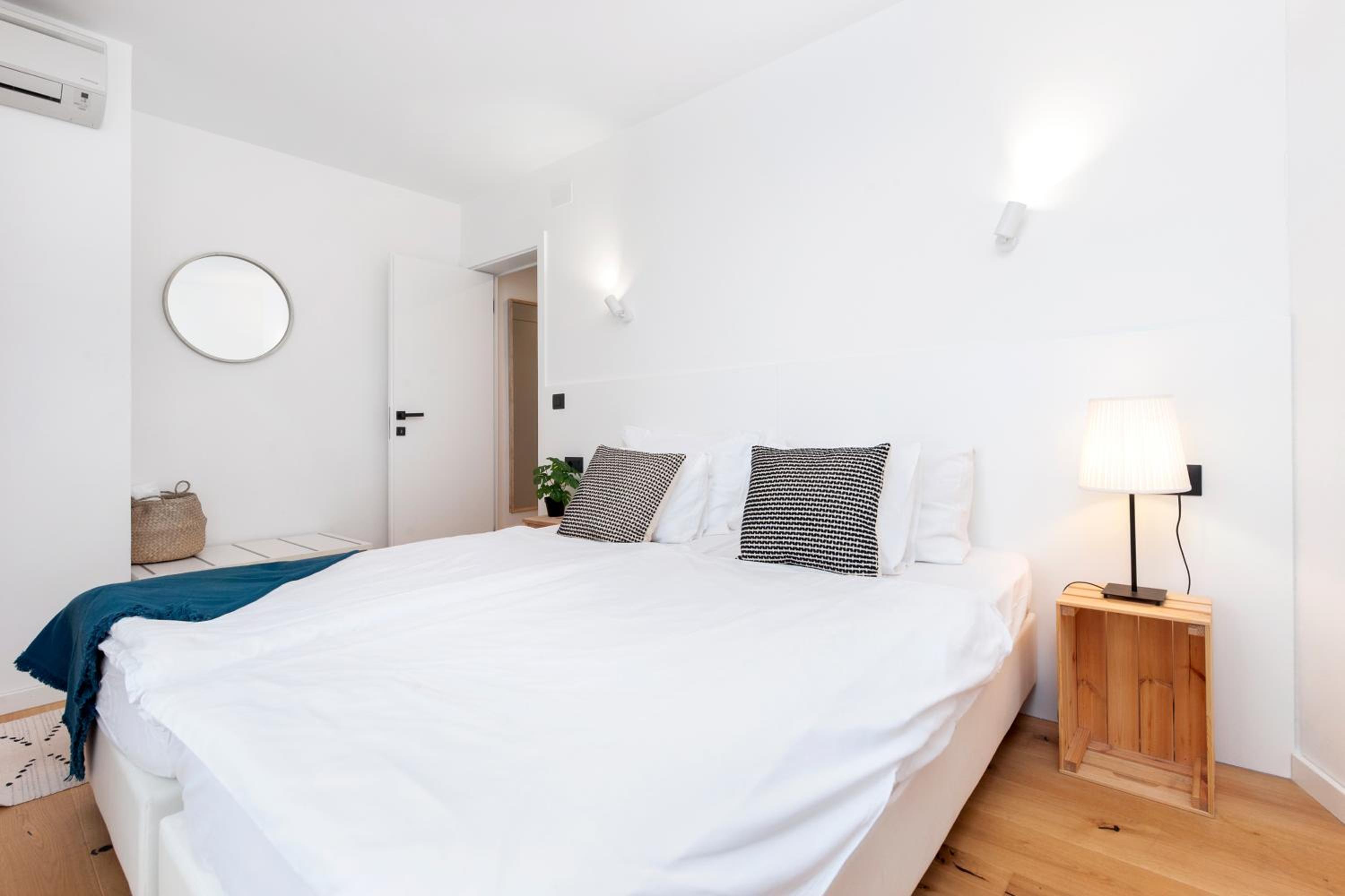 One-Bedroom Apartment - Photo 13