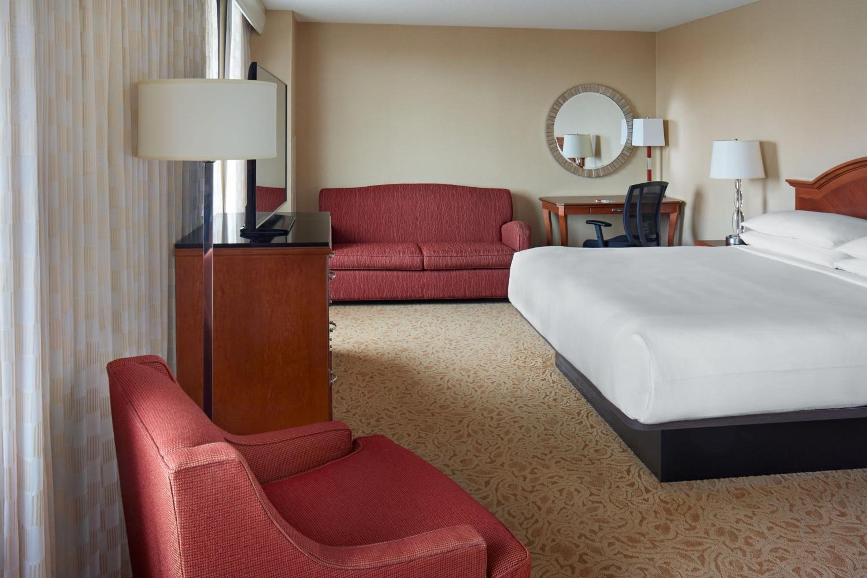 Corner King Room - Photo 1