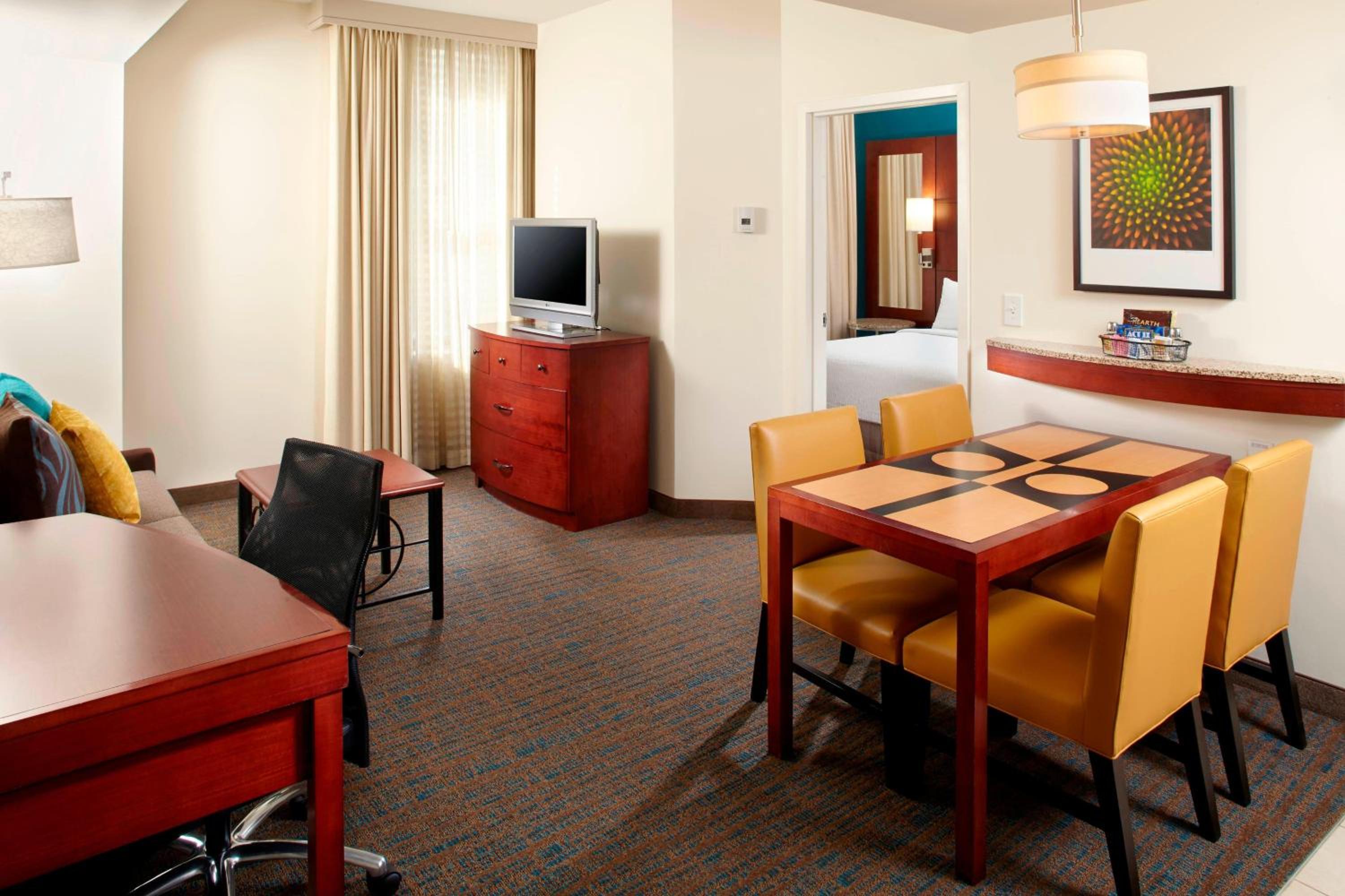 Two-Bedroom Suite photo 1