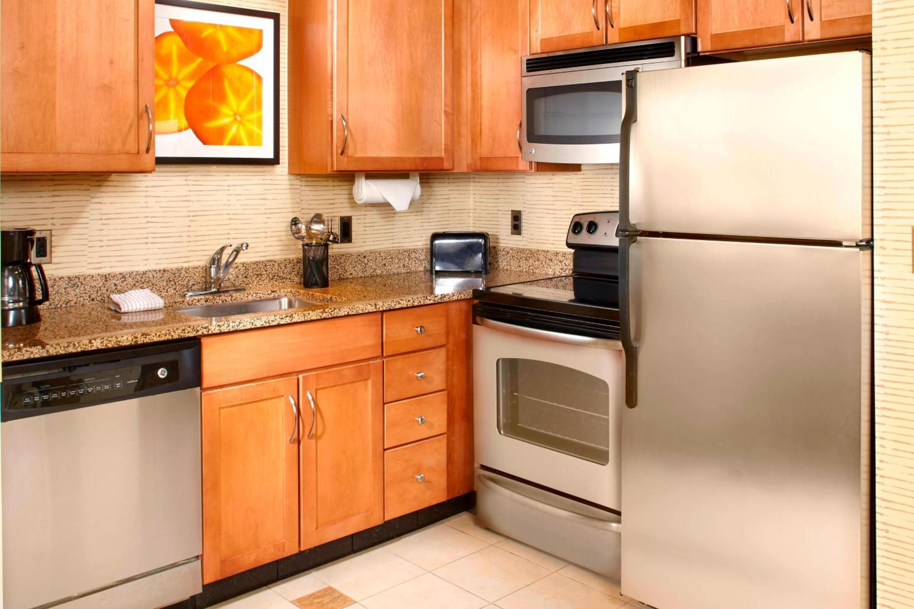 Large Two-Bedroom Suite - Photo 2