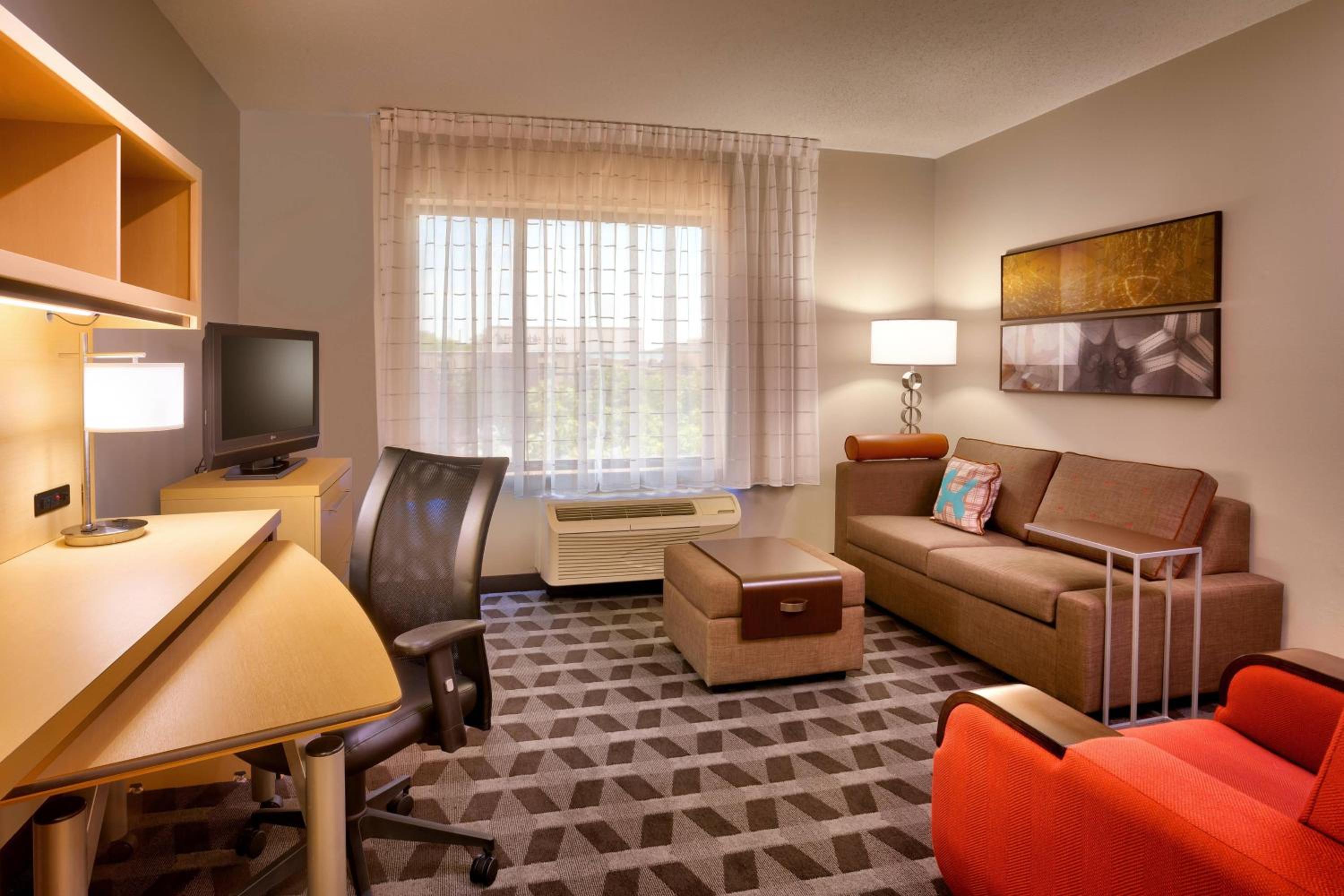 One-Bedroom King Suite - Photo 1