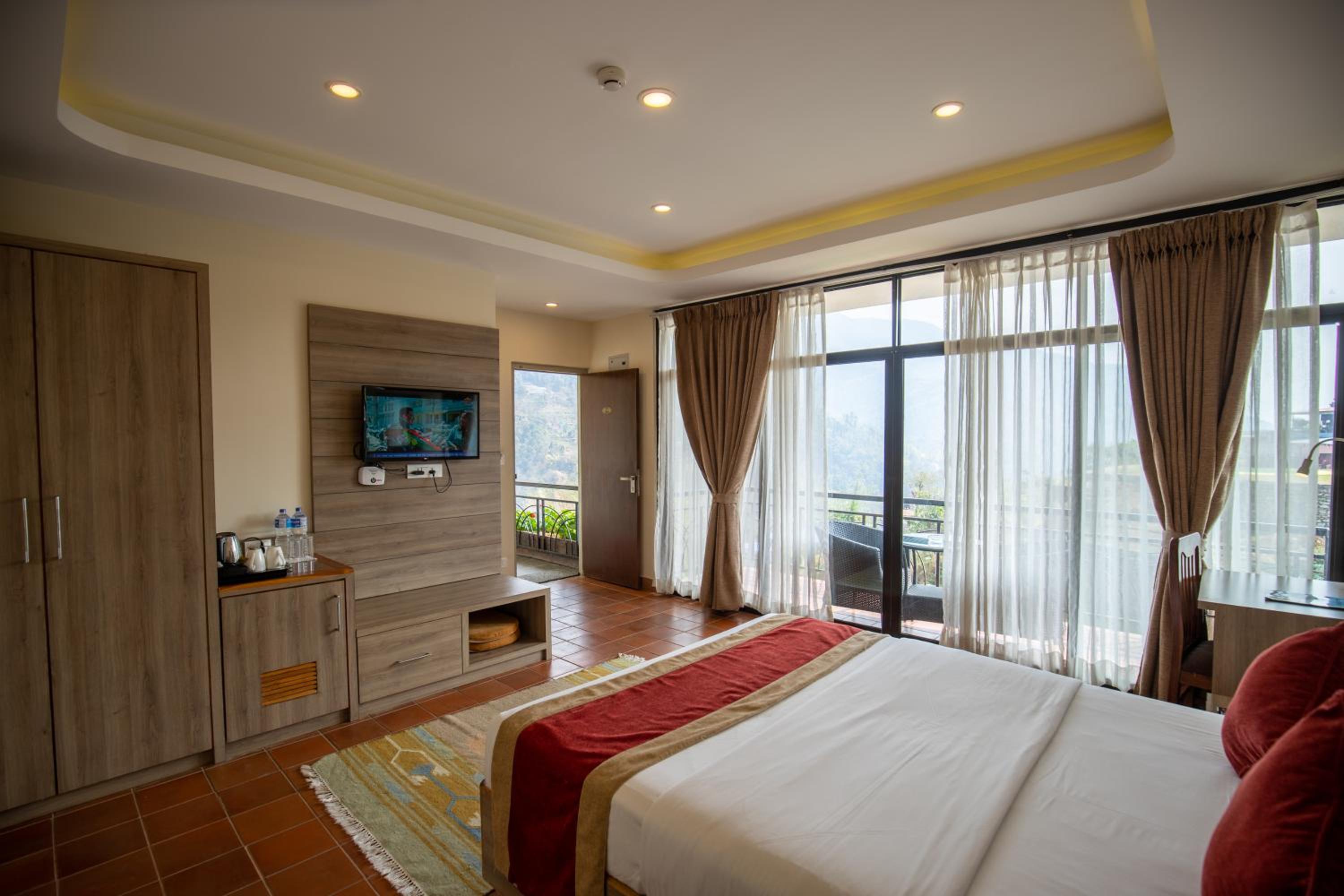 Standard Double or Twin Room photo 1
