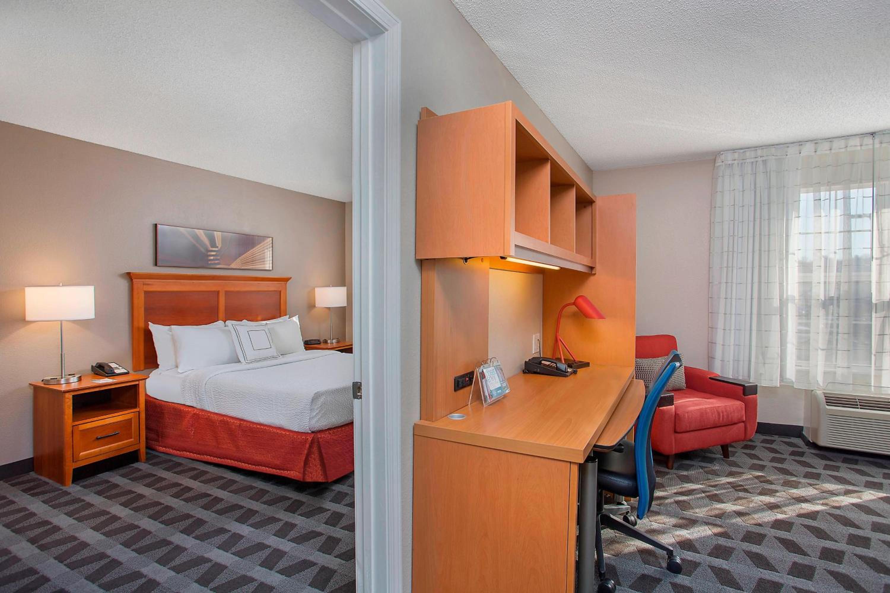 One-Bedroom Queen Suite with Sofa Bed - Photo 1