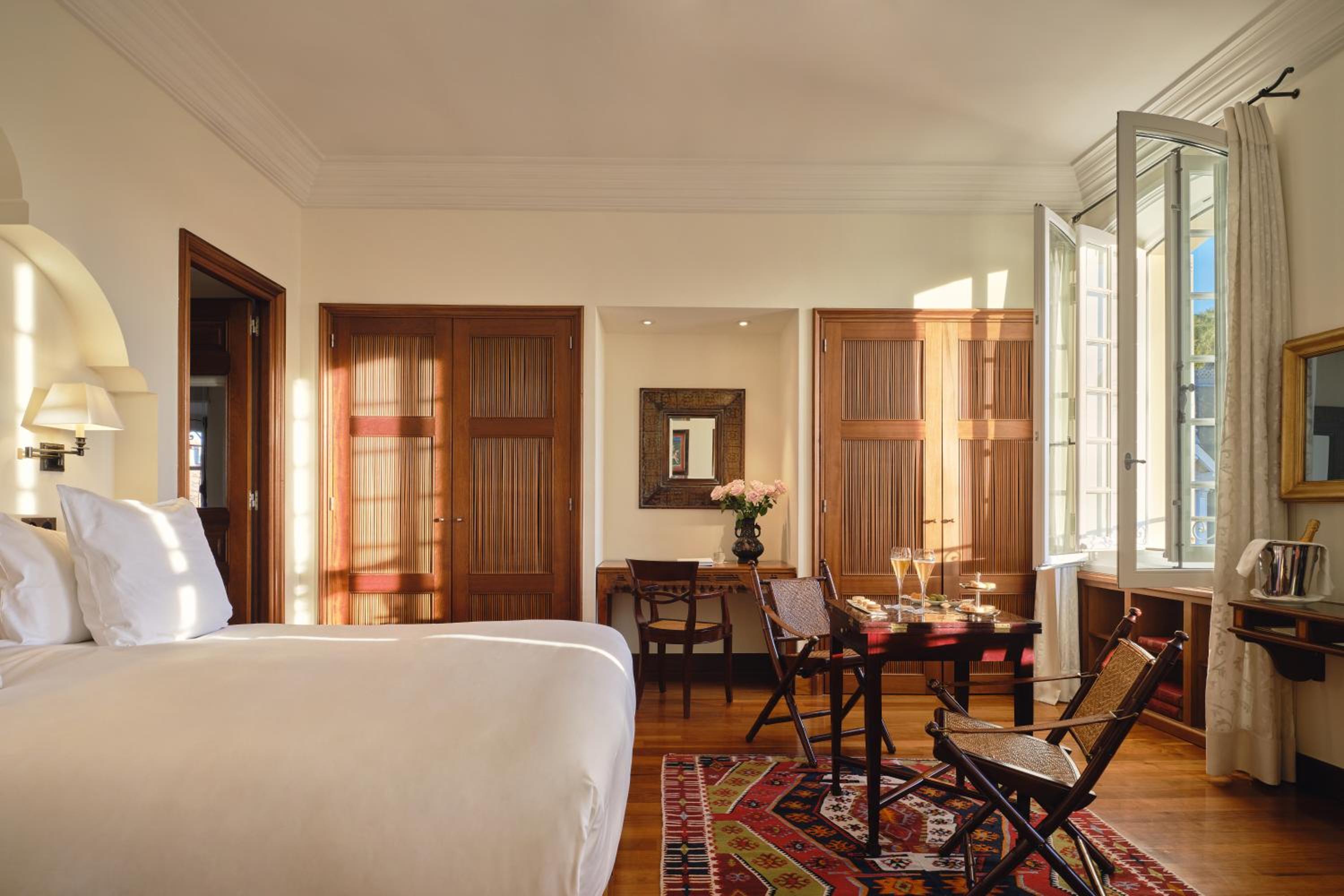 Prestige Double Room with Pool View photo 3