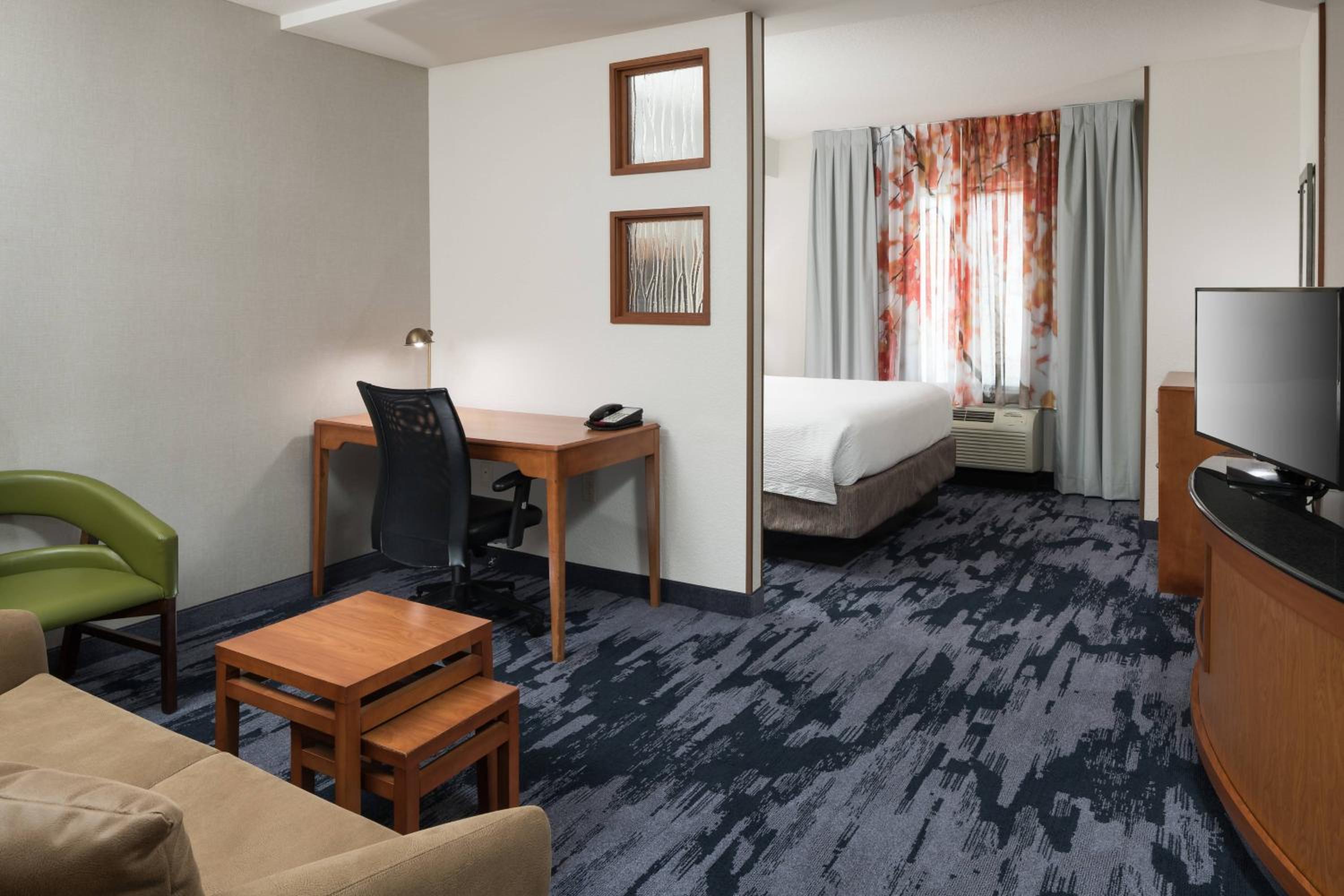 King Suite - Photo 1