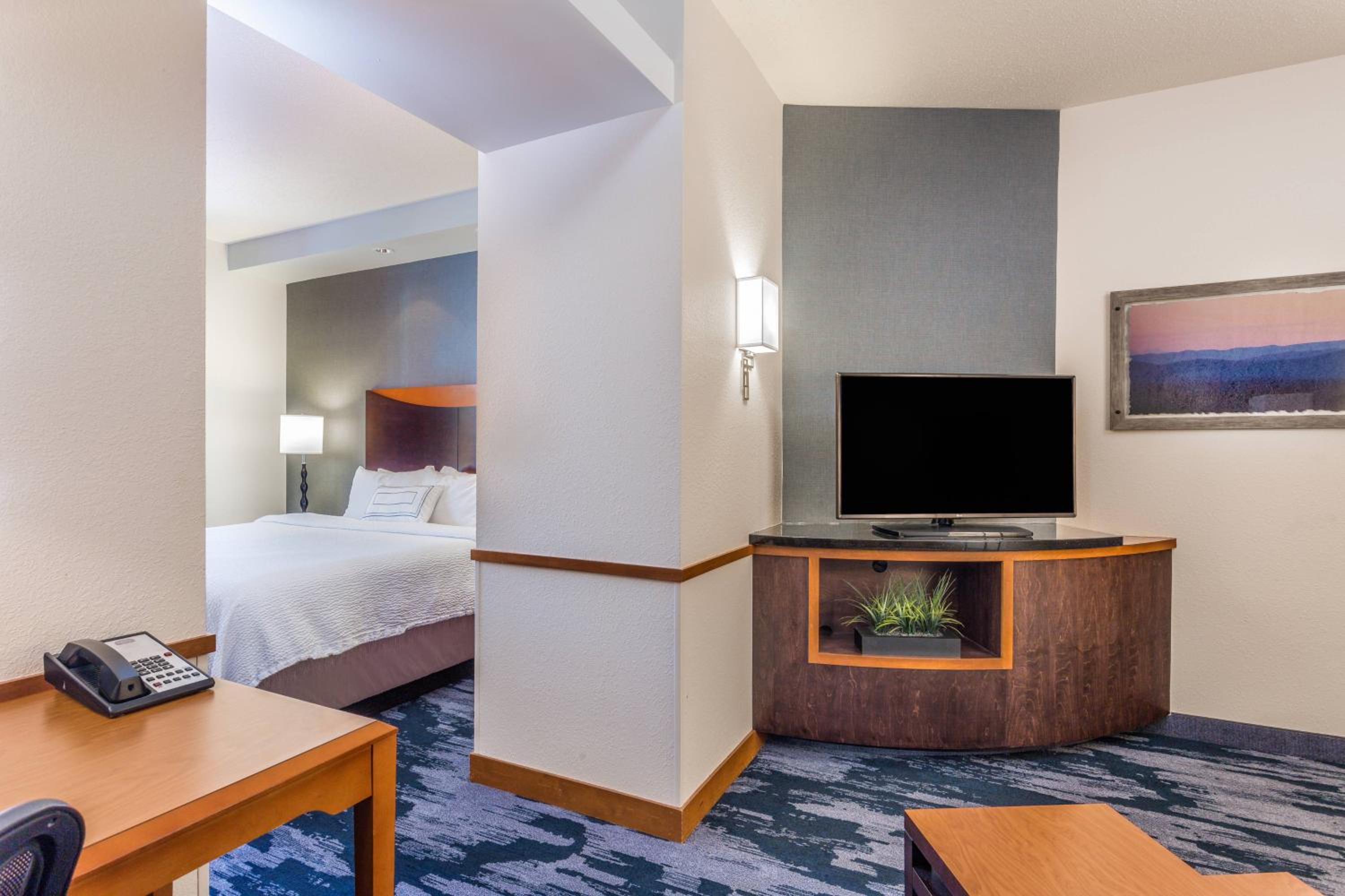 Junior King Suite - Photo 1