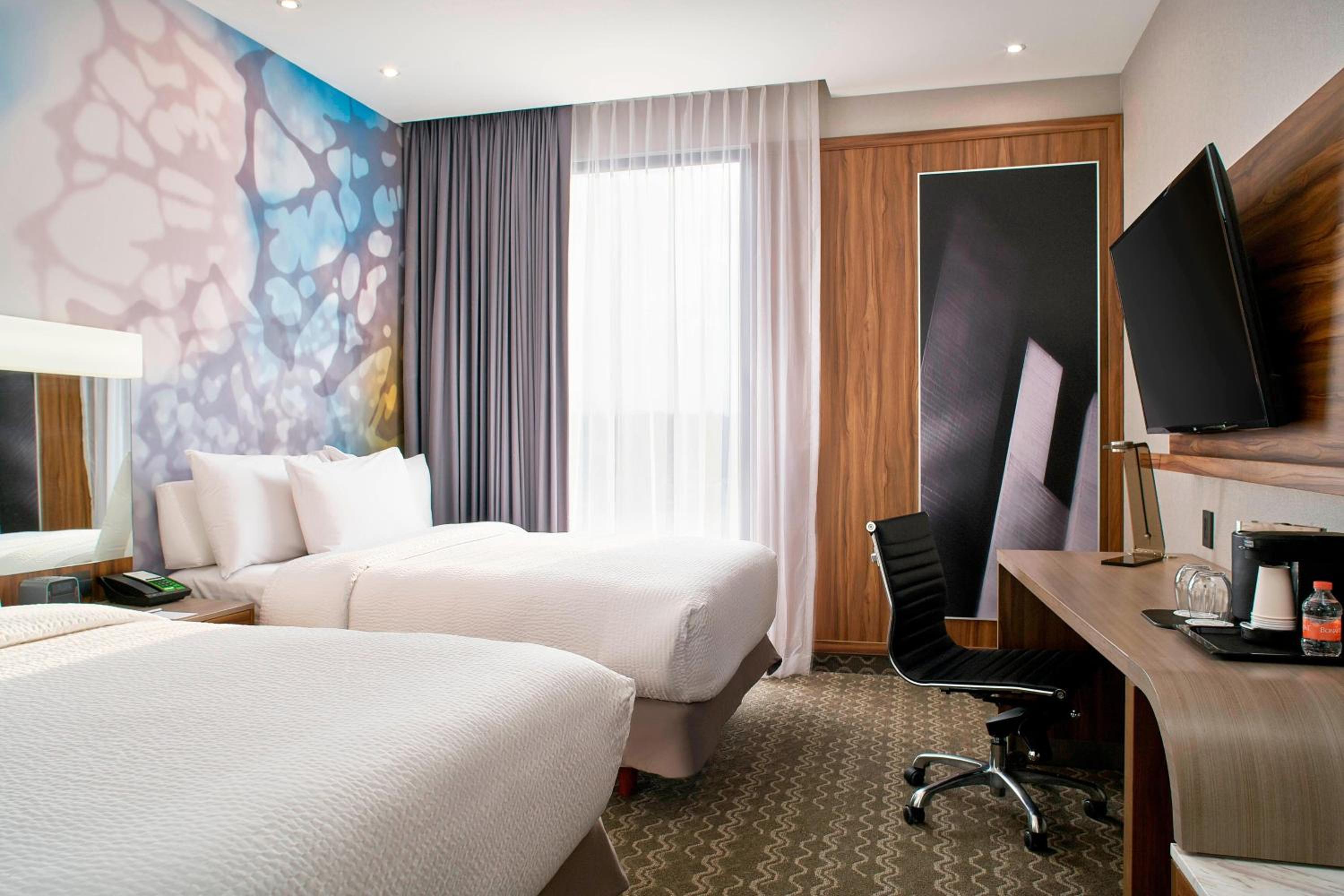 Double Room with Two Double Beds photo 3
