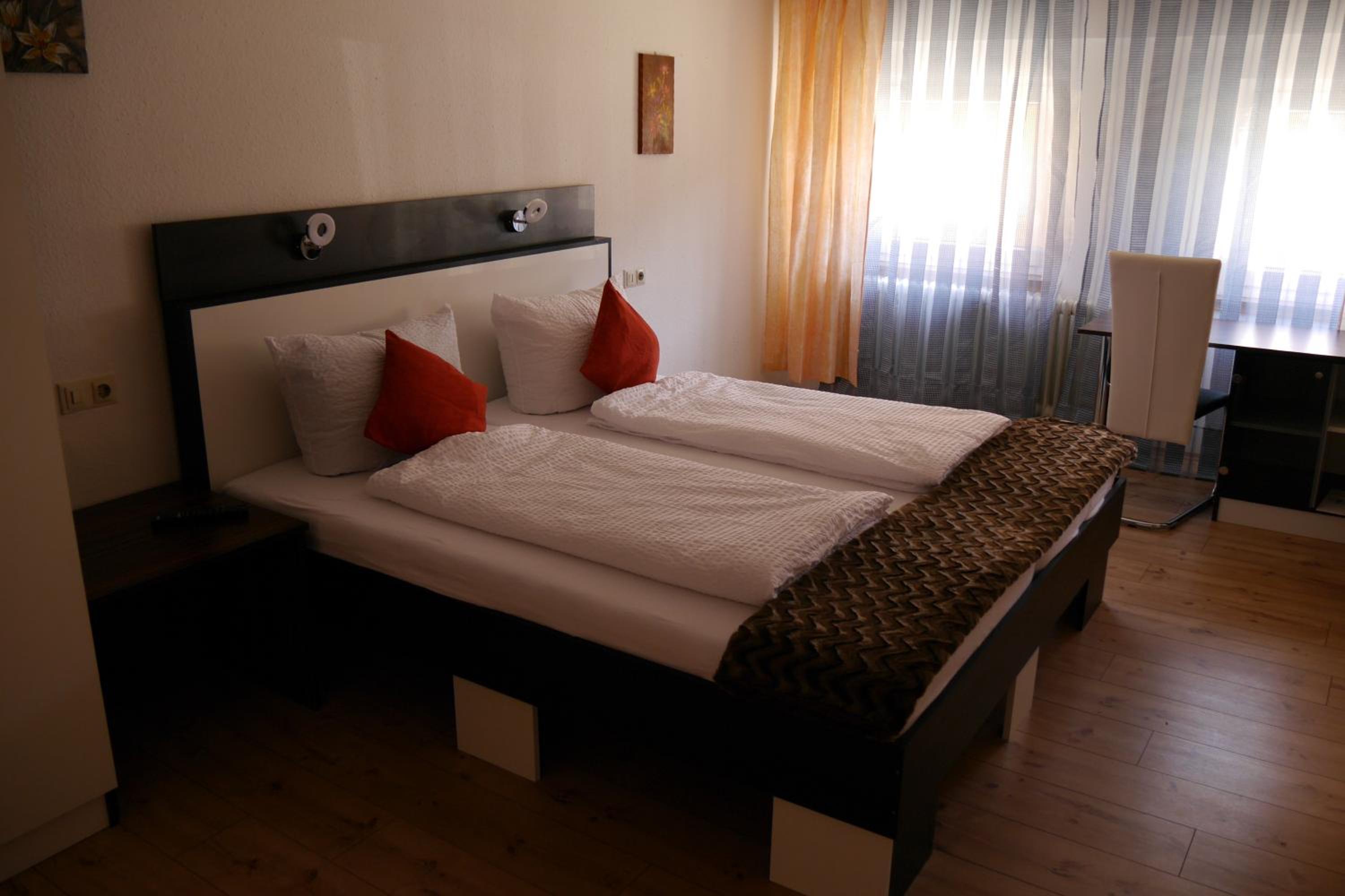 Double Room with Private Bathroom photo 1