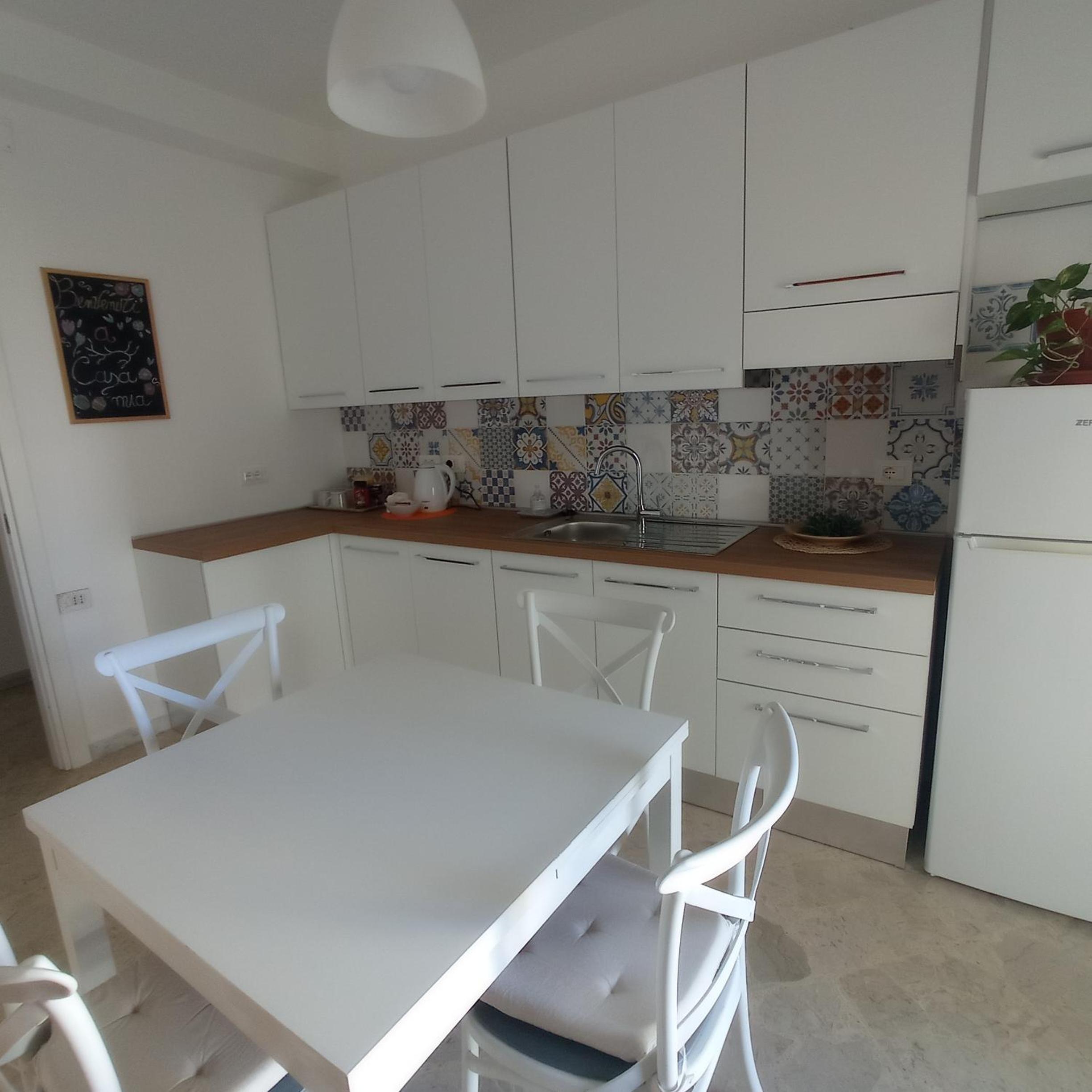 Double Room - Photo 9