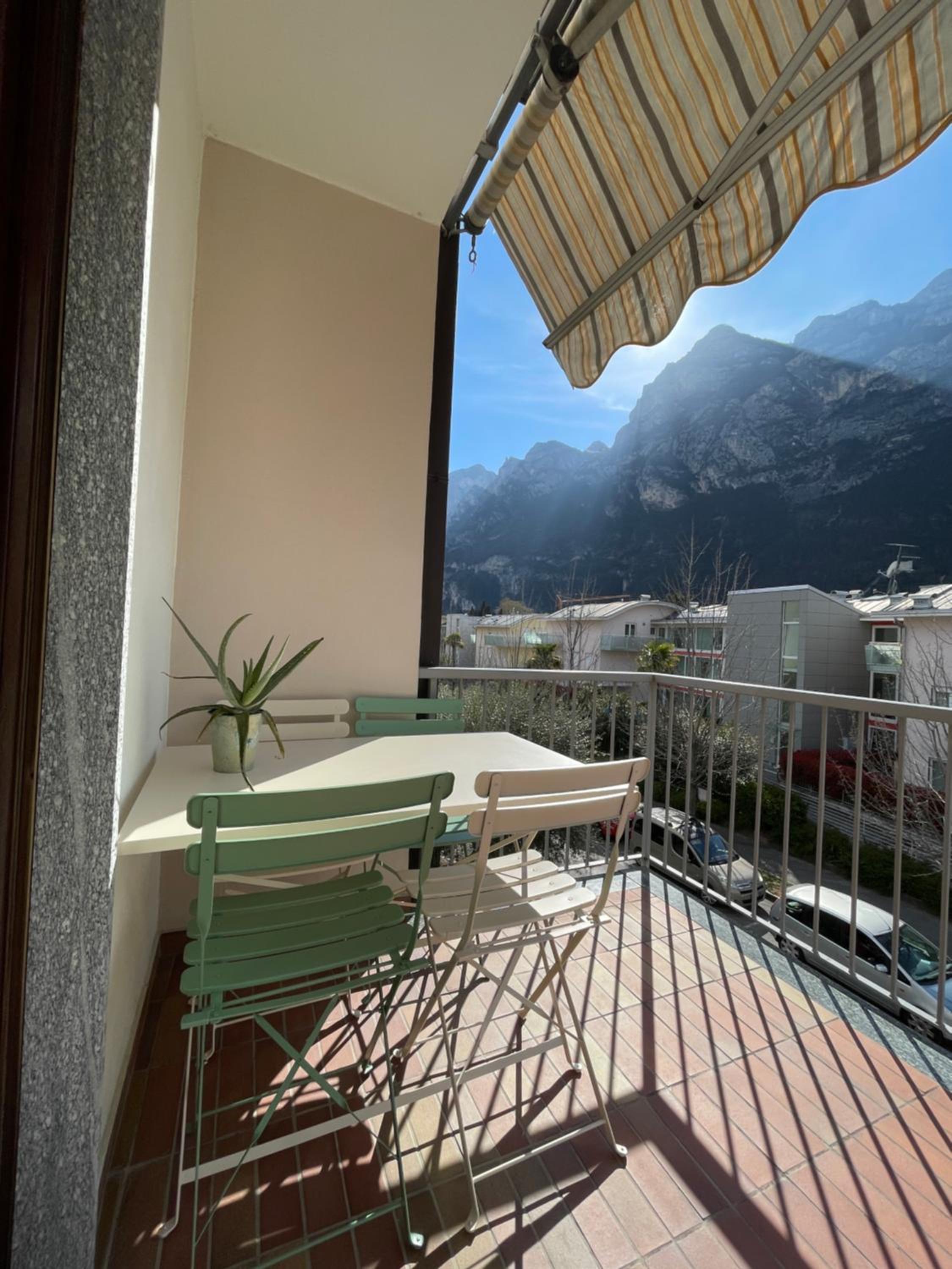 Apartment with Terrace photo 3