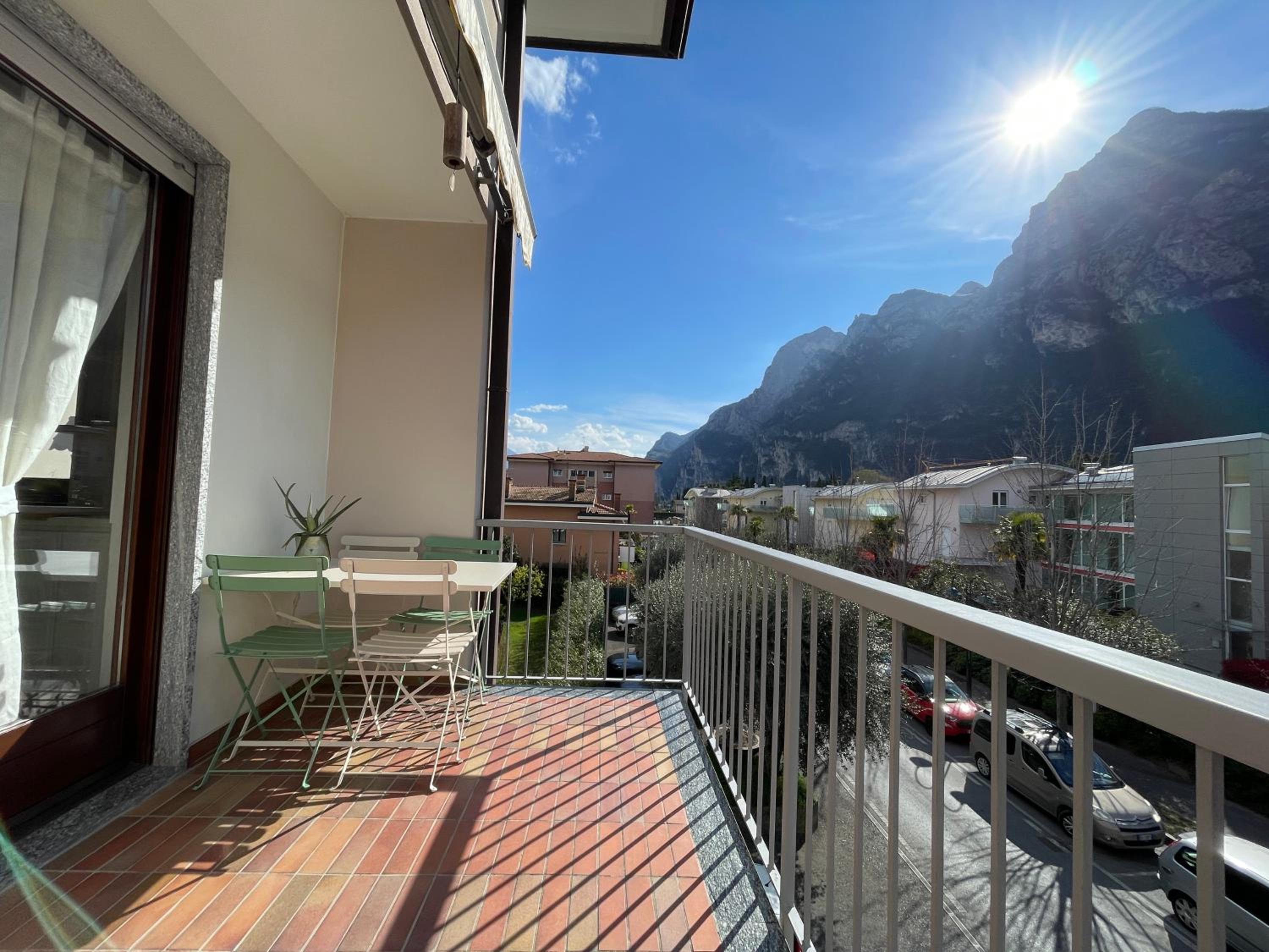 Apartment with Terrace photo 2