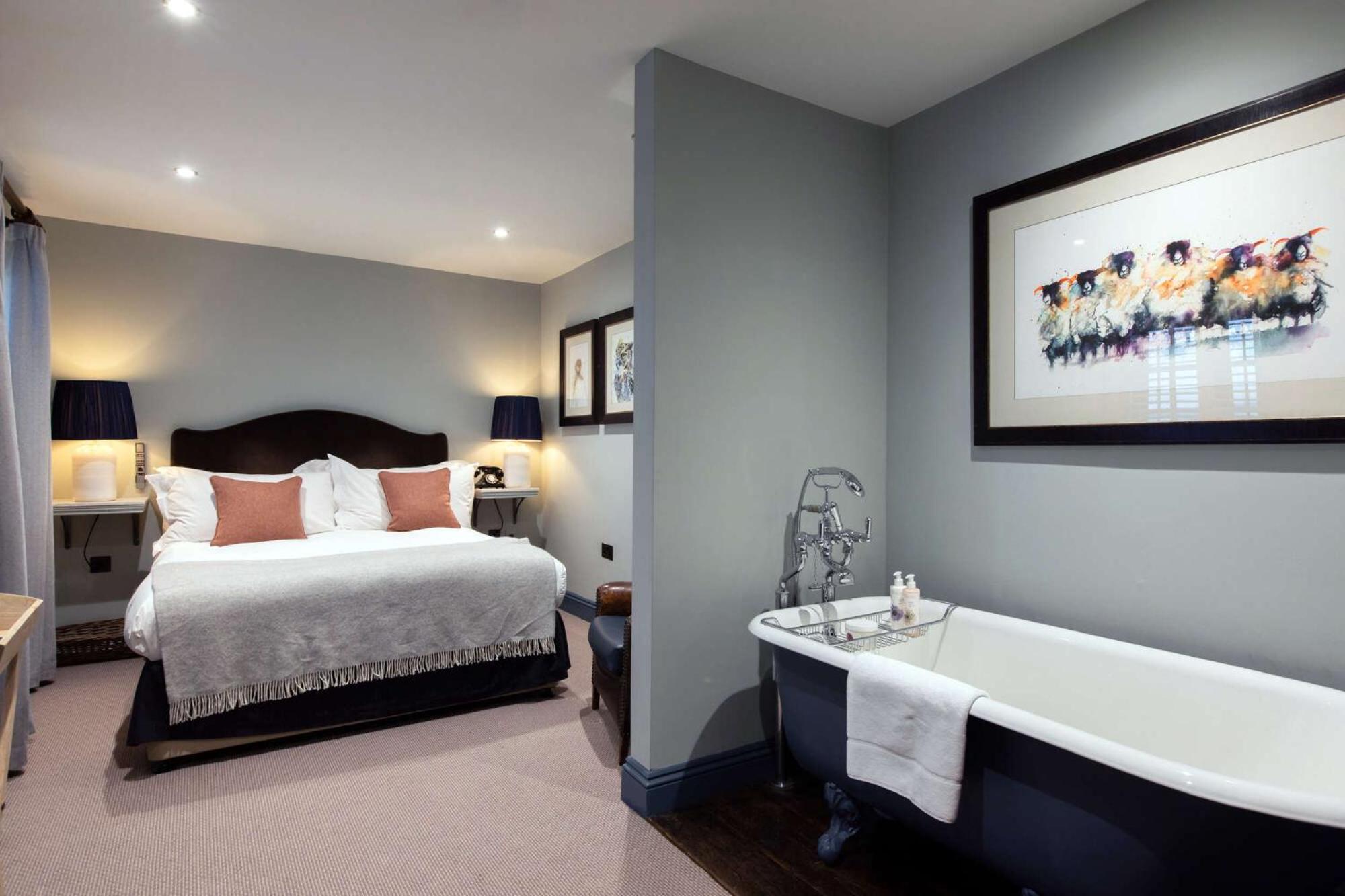 Deluxe Double Room - Photo 7