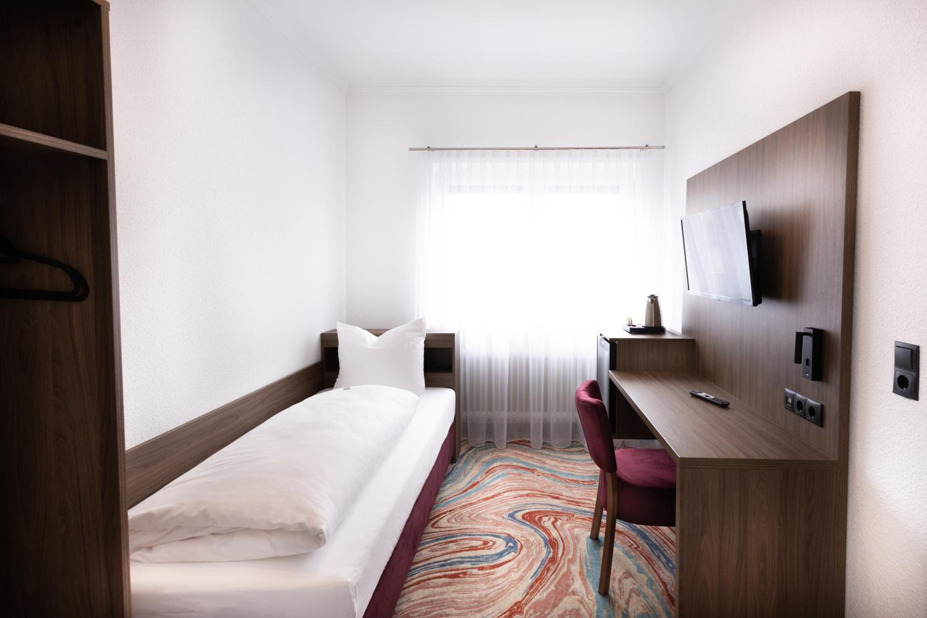 Single Room photo 3