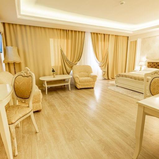 Deluxe Double Room with Shower photo 1