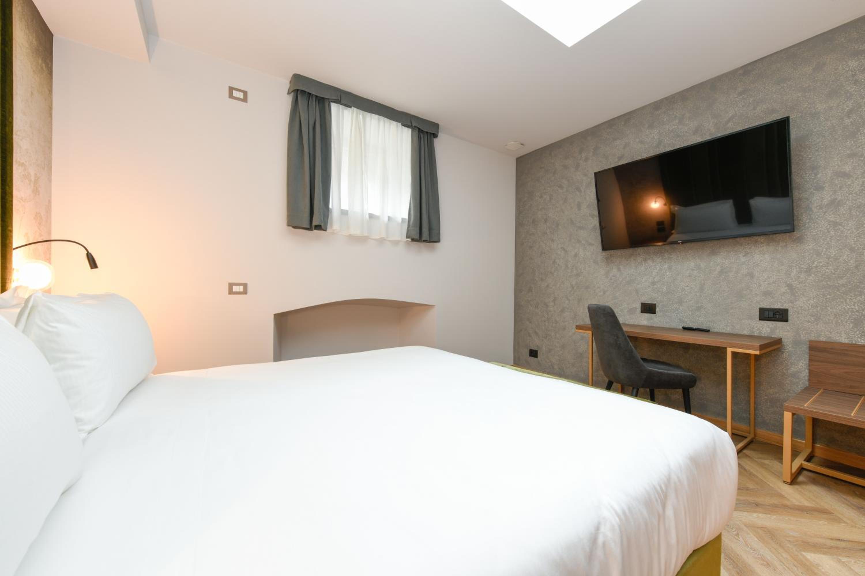 Comfort Quadruple Room - Photo 9