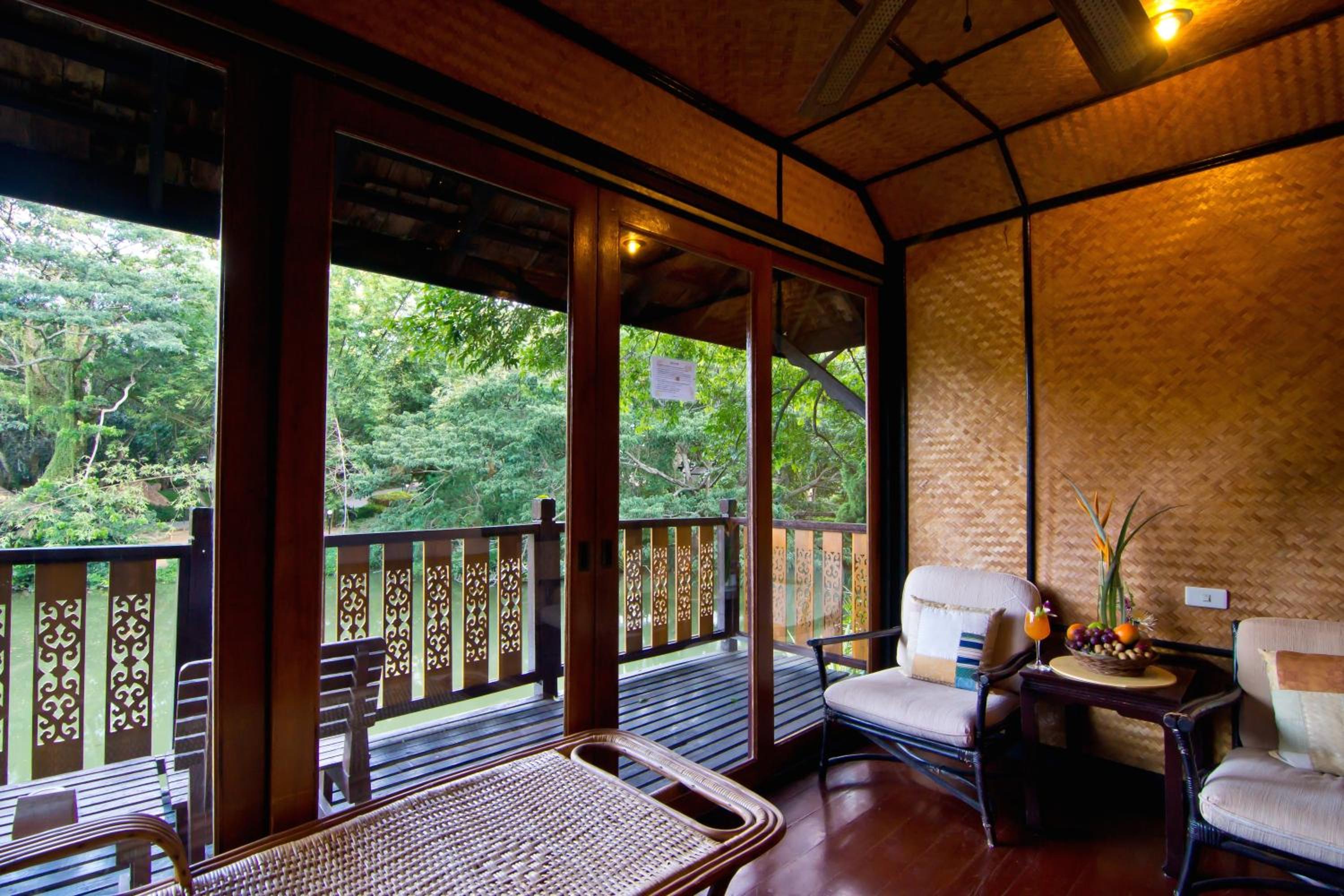 Lakeview Deluxe with Balcony - Photo 3