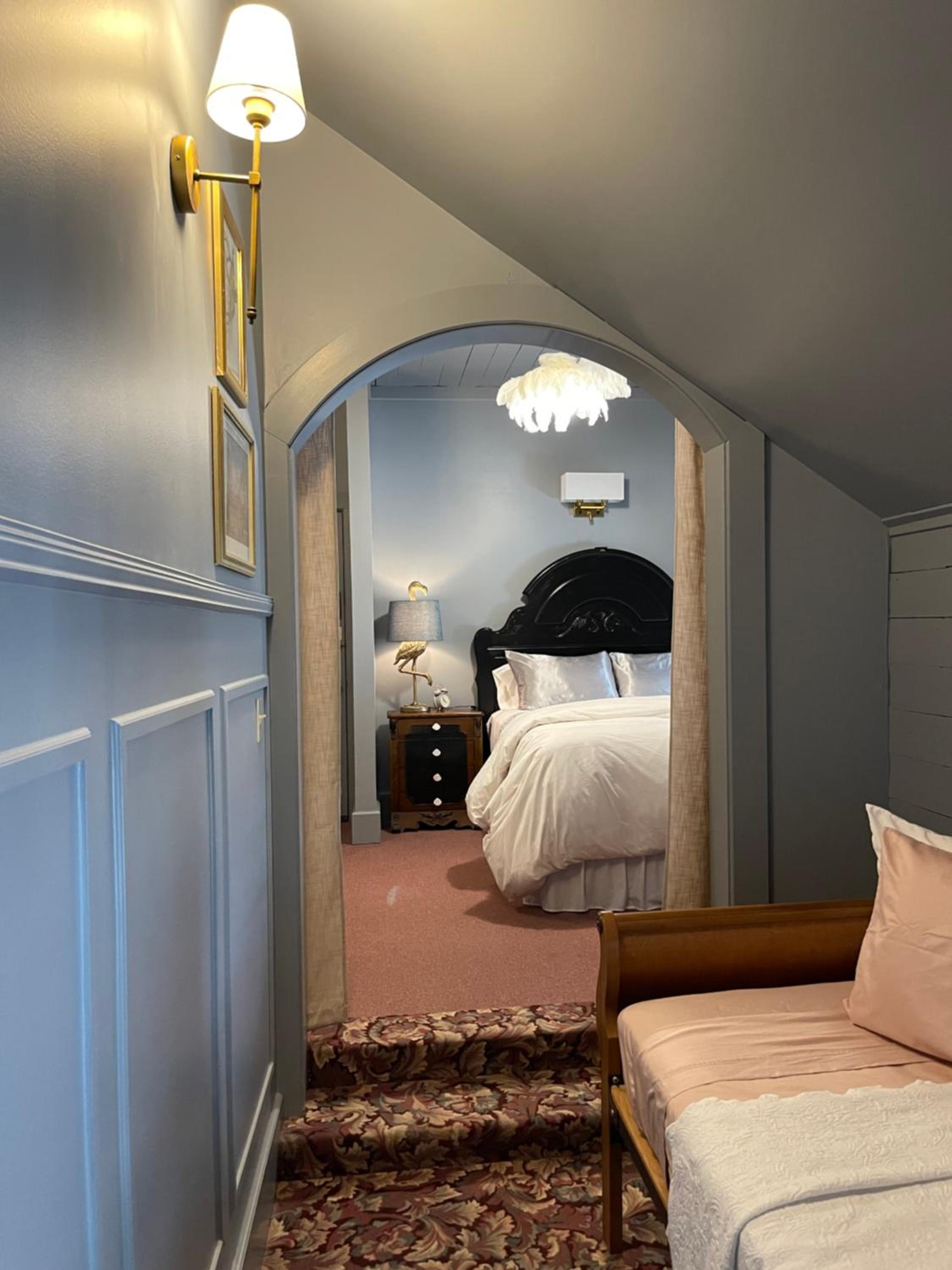 Large Double Room photo 1