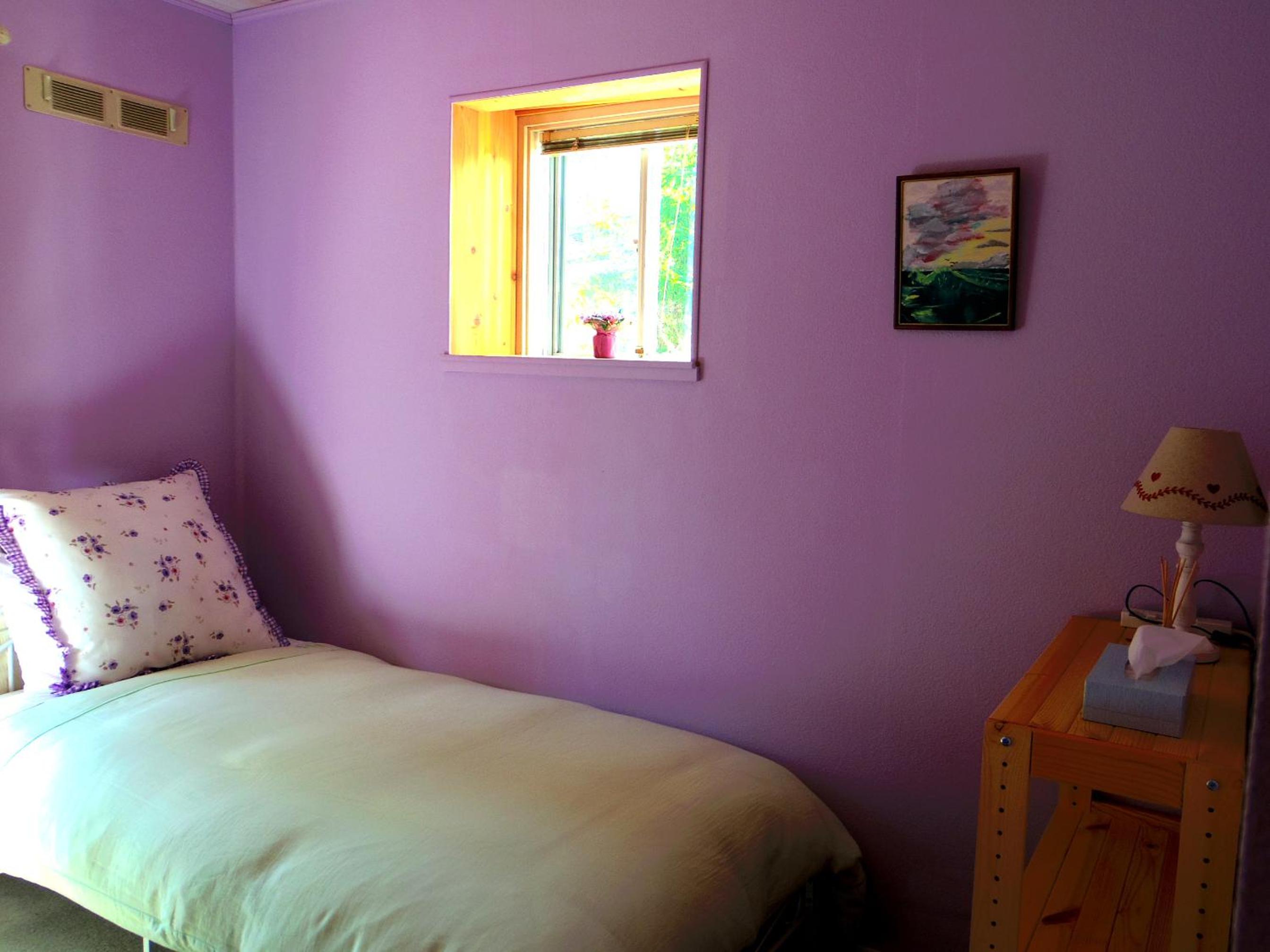Twin Room with Shared Bathroom photo 3