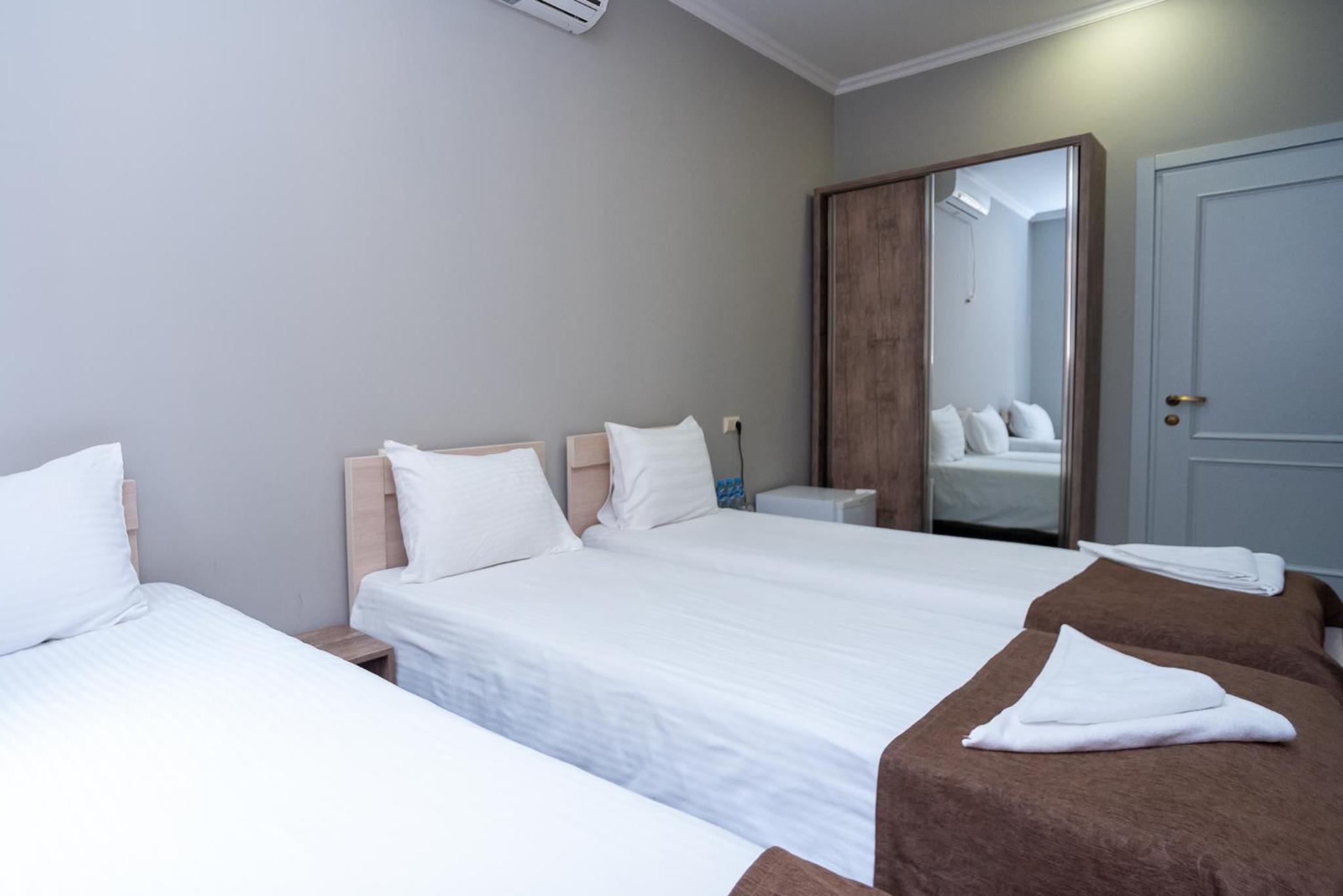 Triple Room photo 2