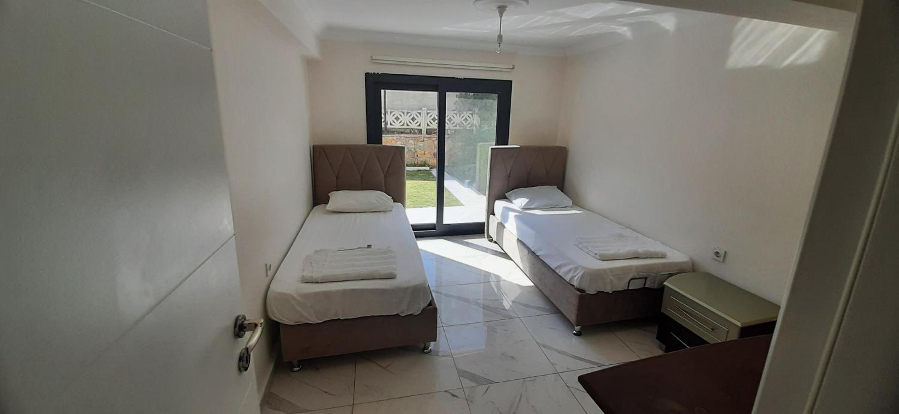 Apartment with Garden View - Photo 1