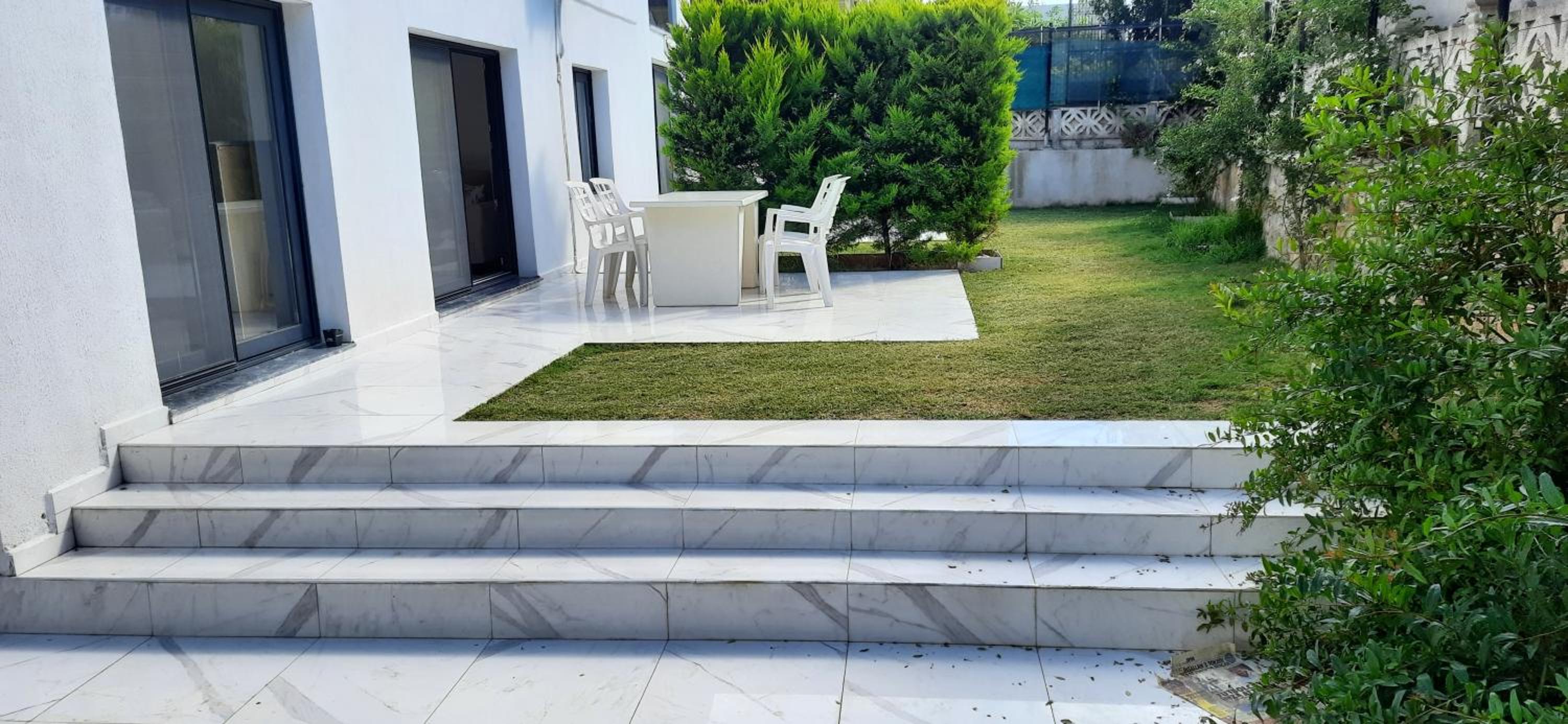 Apartment with Garden View - Photo 15