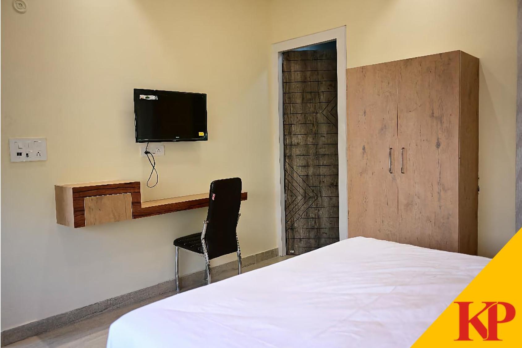 Deluxe Double Room photo 3