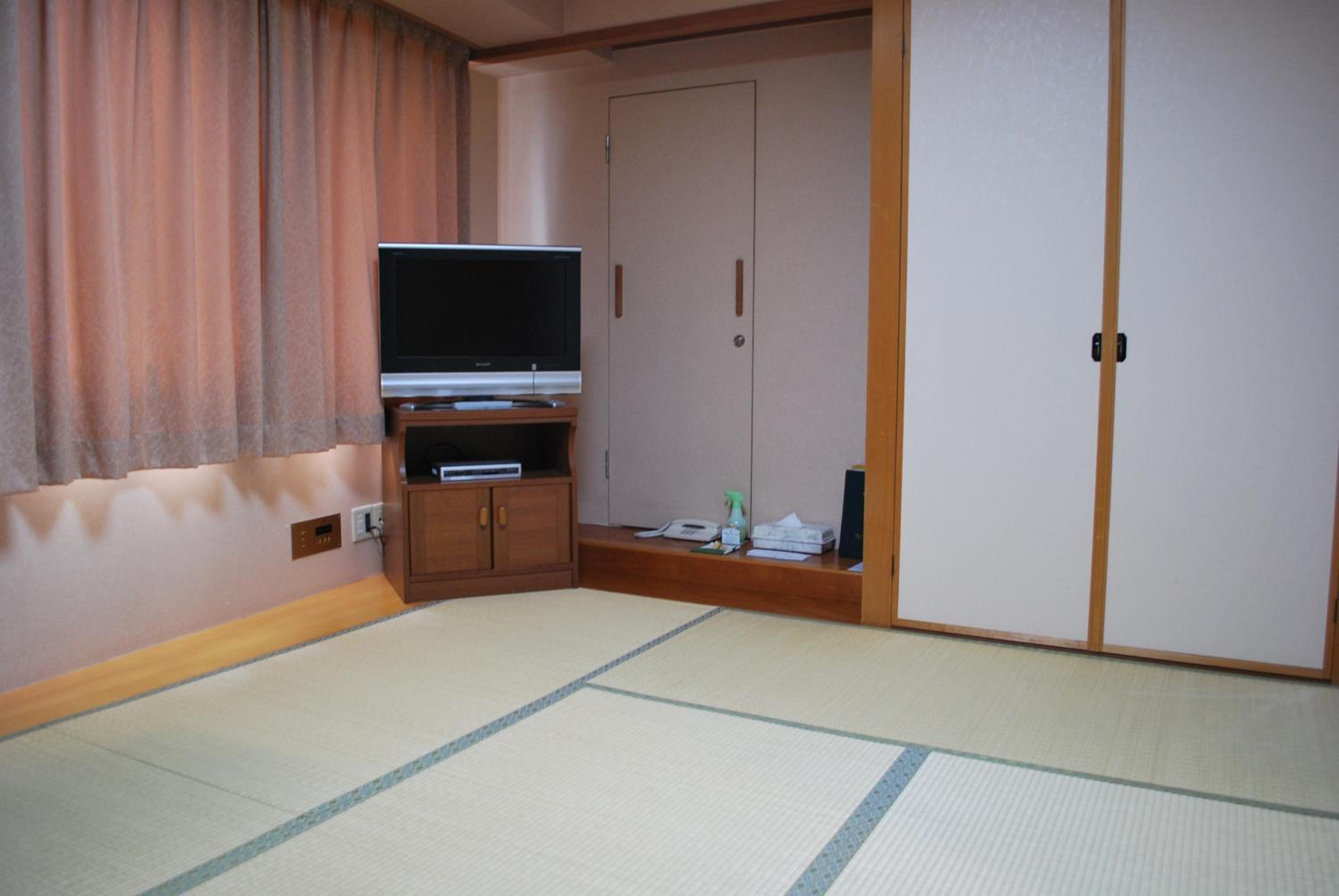 Japanese-Style Room - Non Smoking photo 3