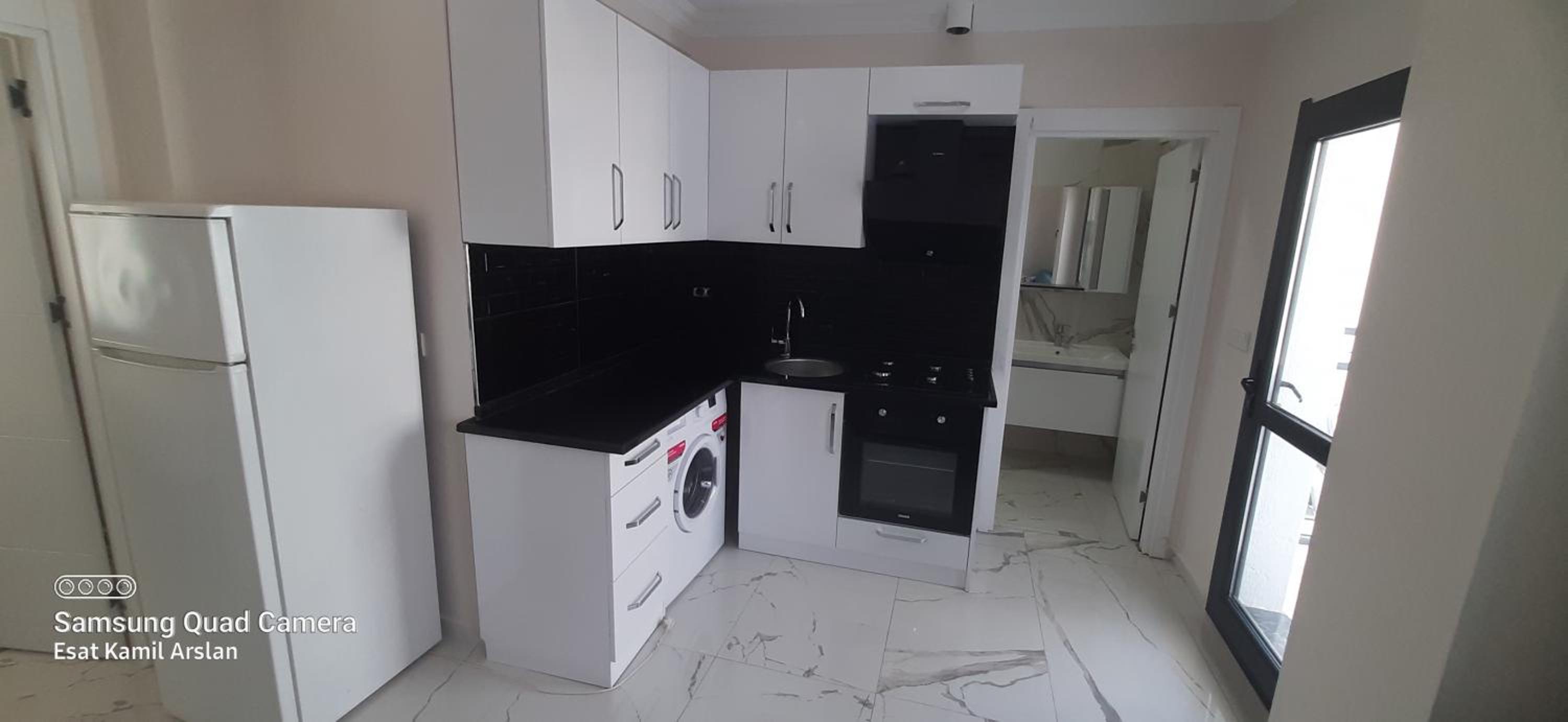 Deluxe Suite - Photo 9