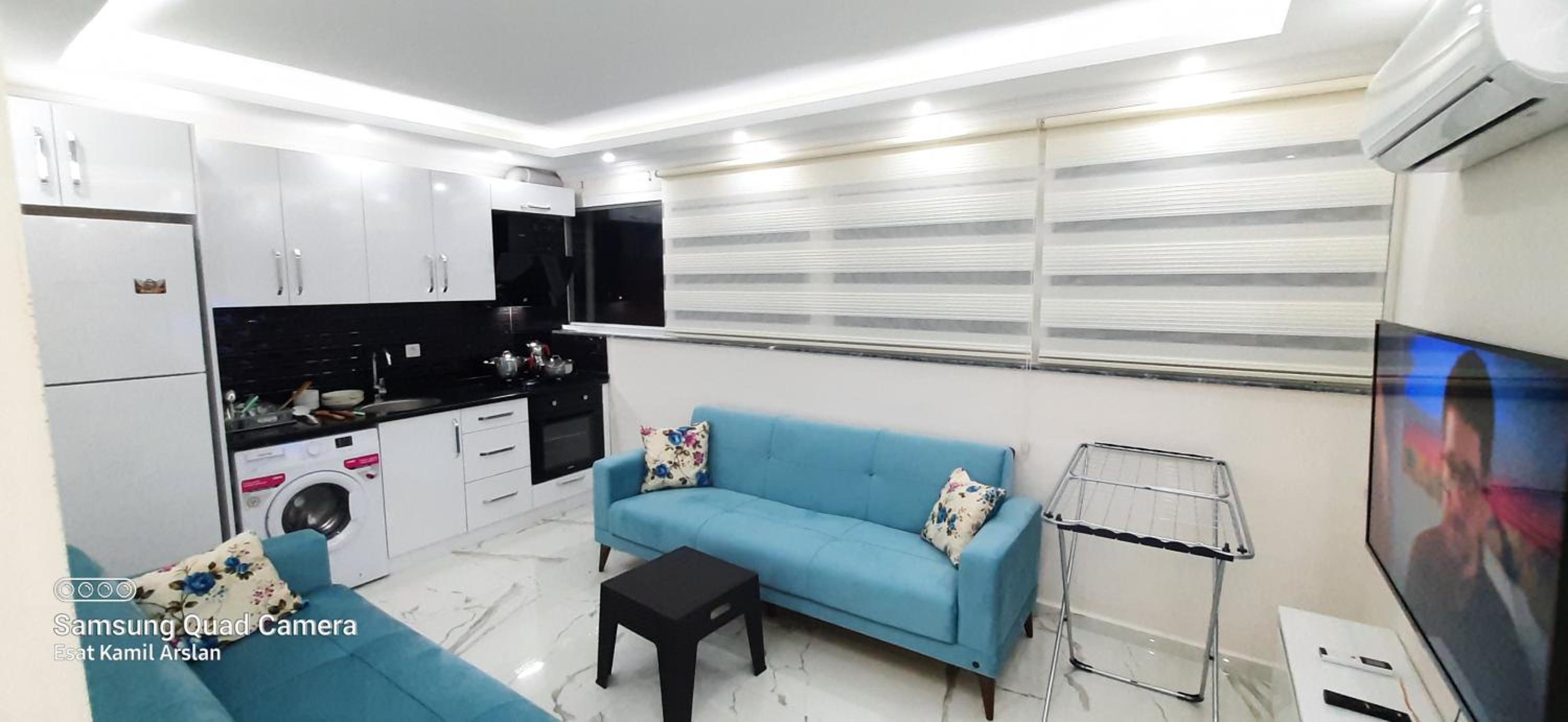 Apartment with Terrace - Photo 18