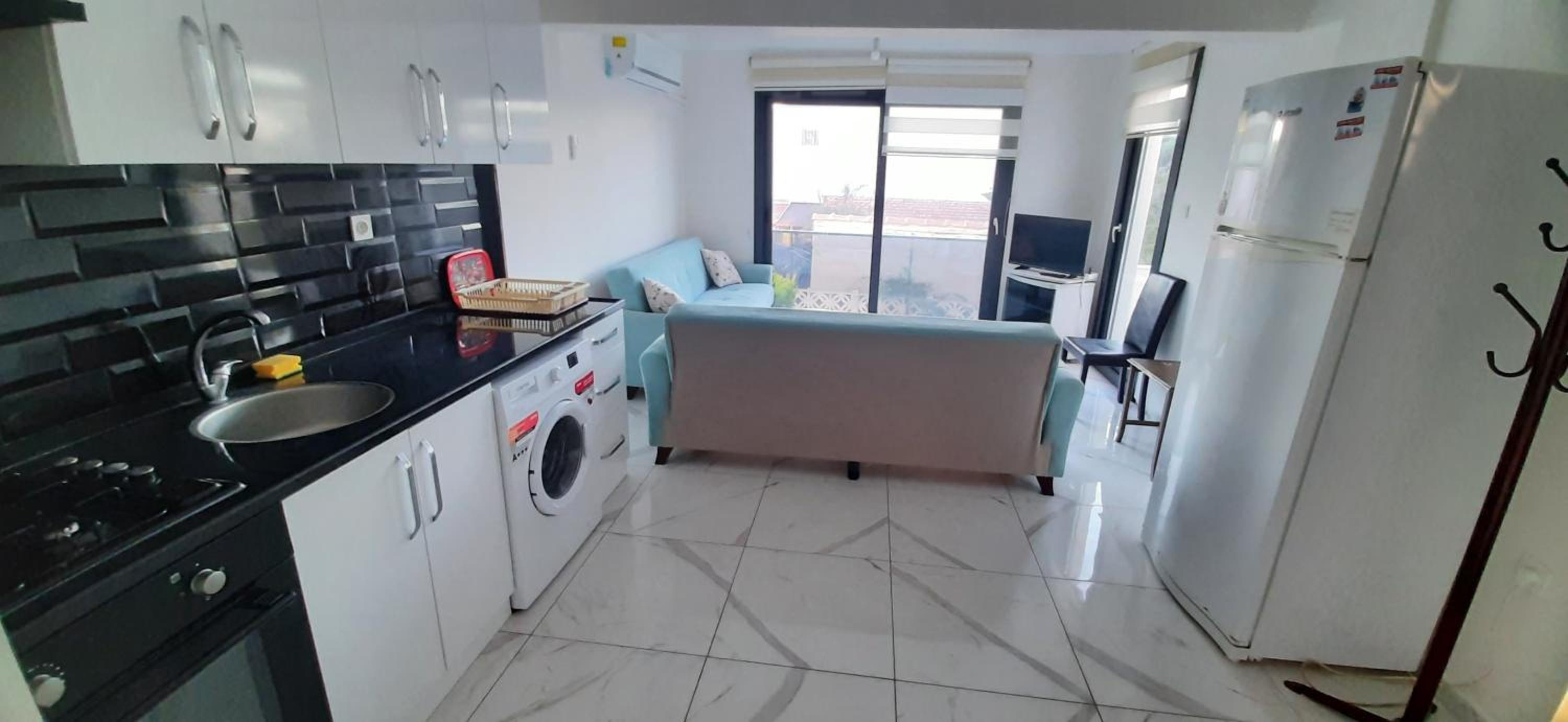 Apartment with Terrace - Photo 17