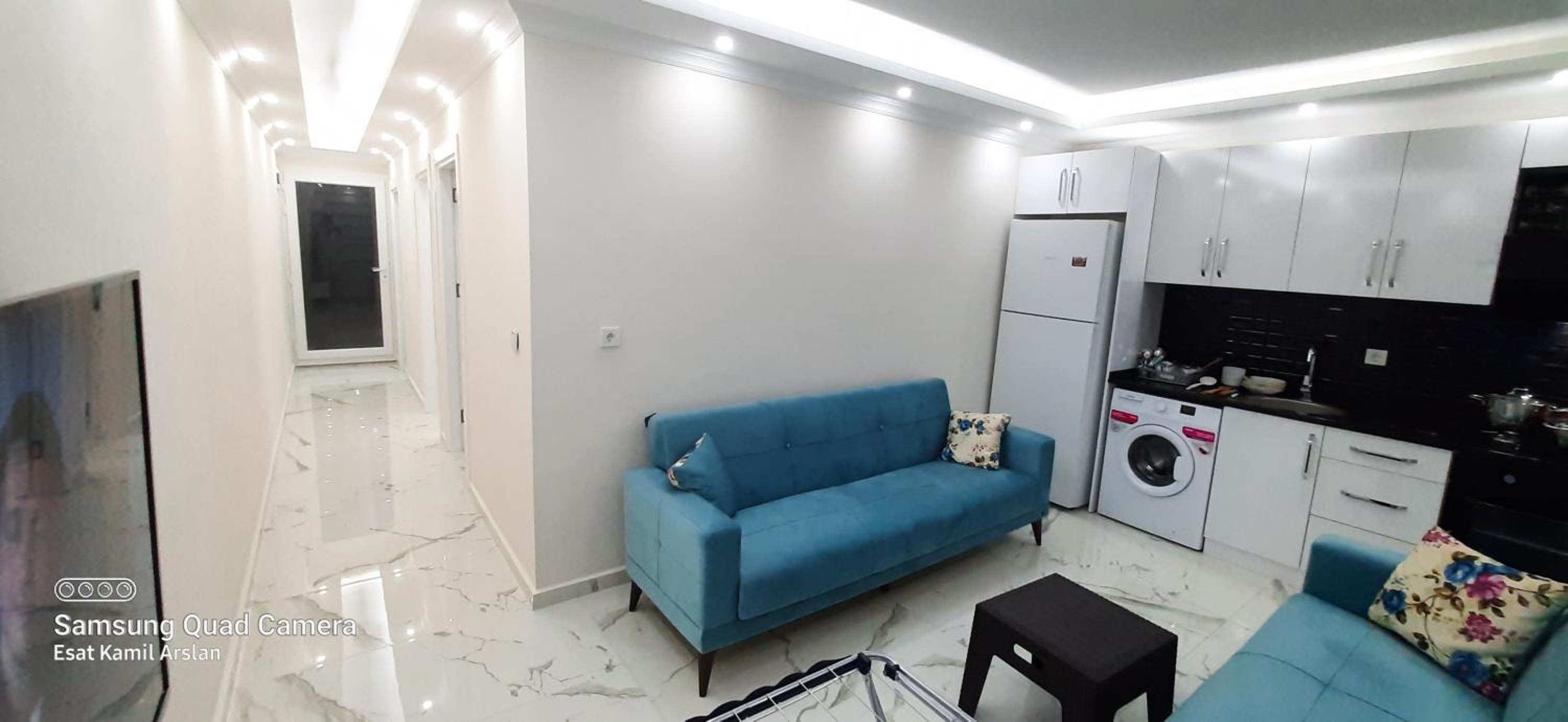 Apartment with Terrace - Photo 15