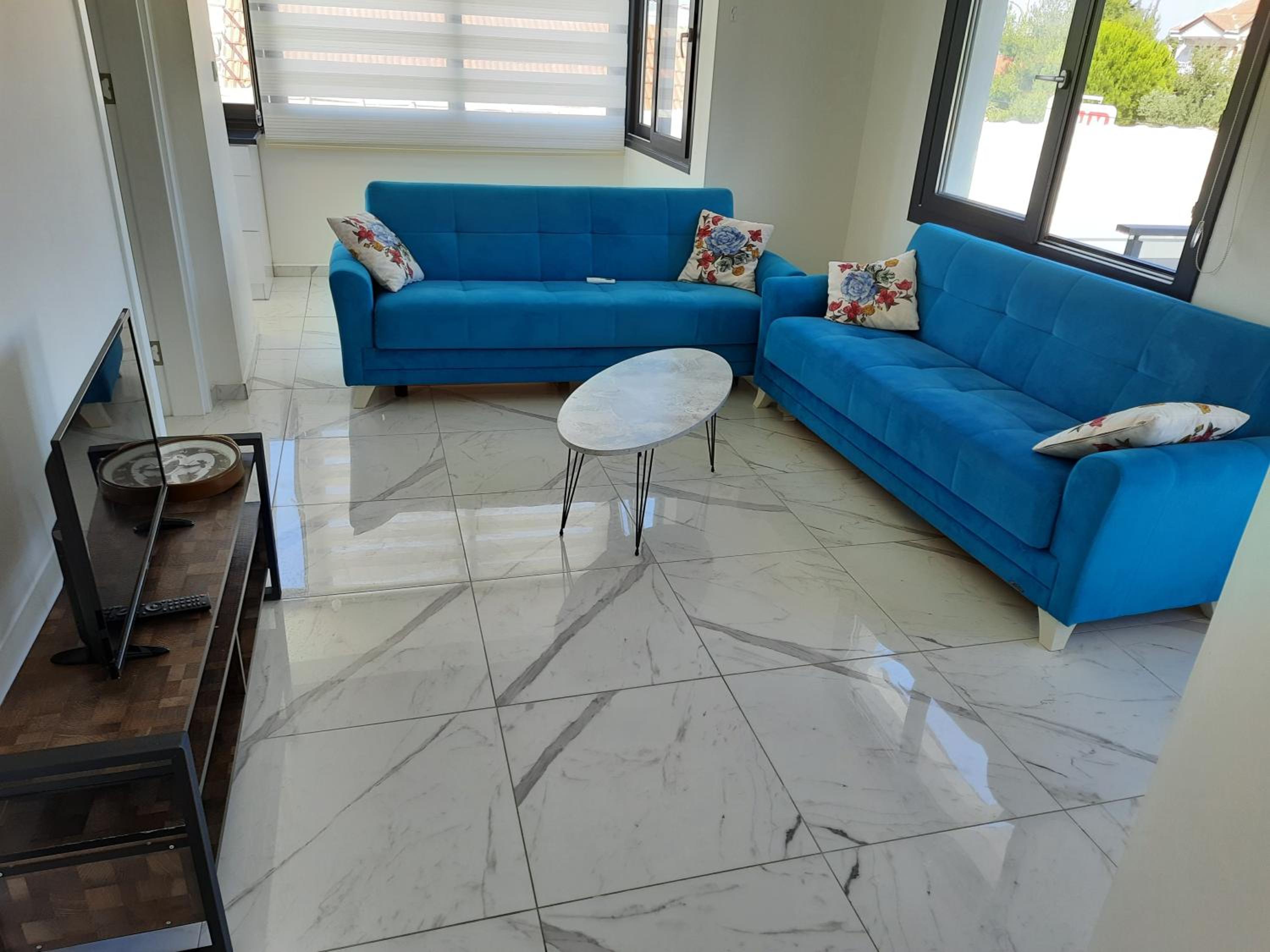 Apartment with Terrace - Photo 1