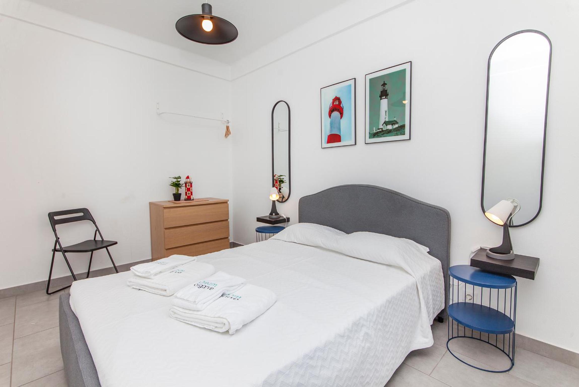 Two-Bedroom Apartment - Photo 18