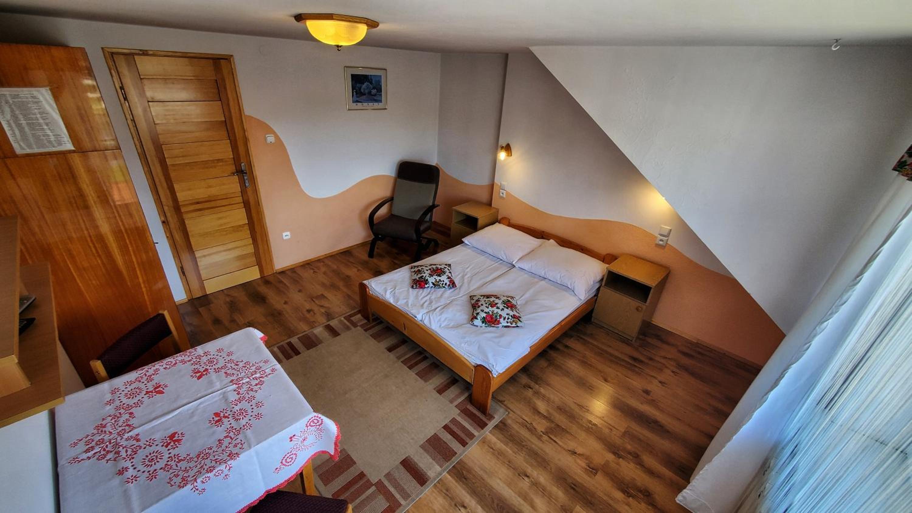 Double Room with Shared Bathroom photo 1