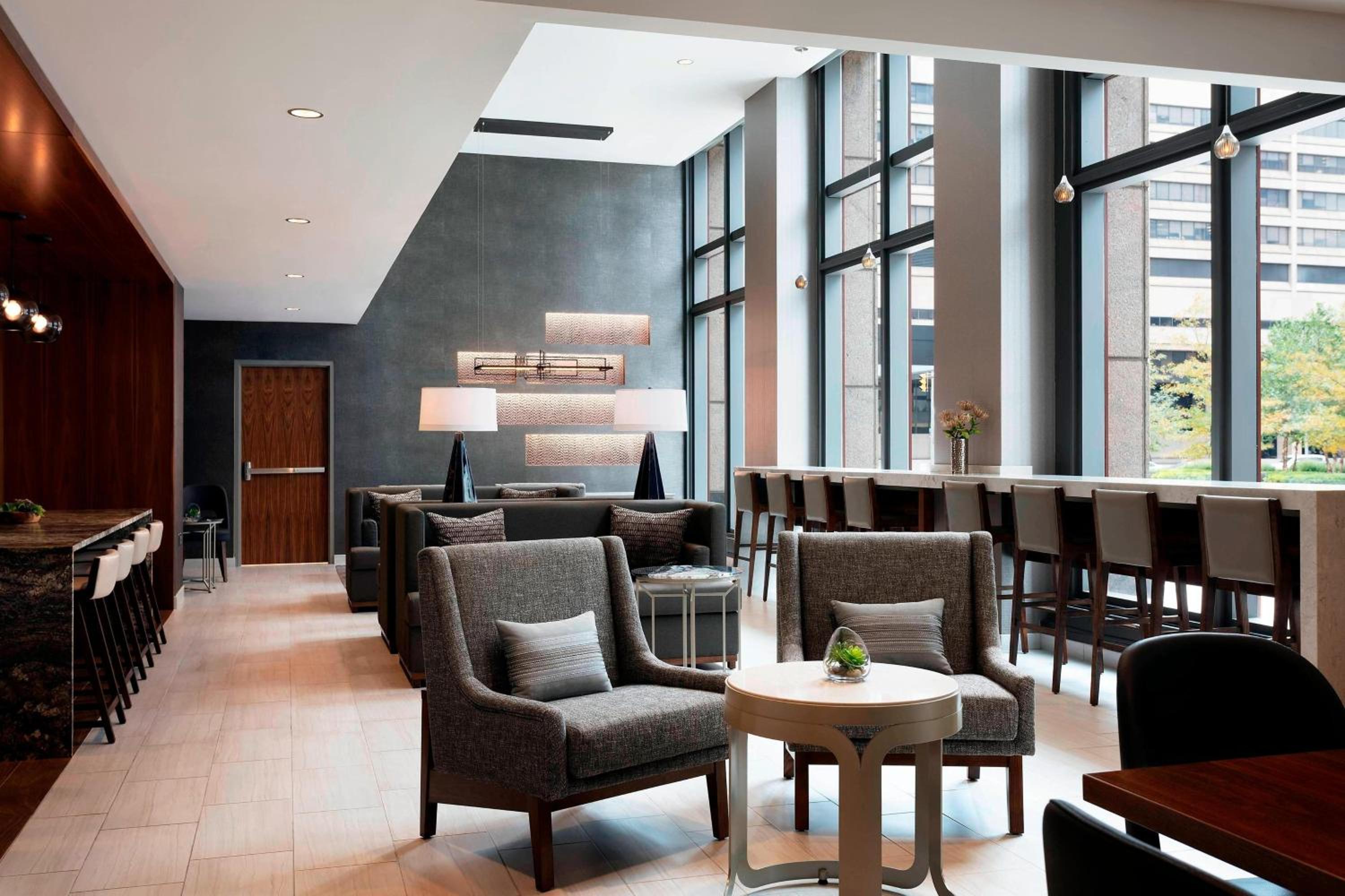 King Room - Club Lounge Access - Photo 6