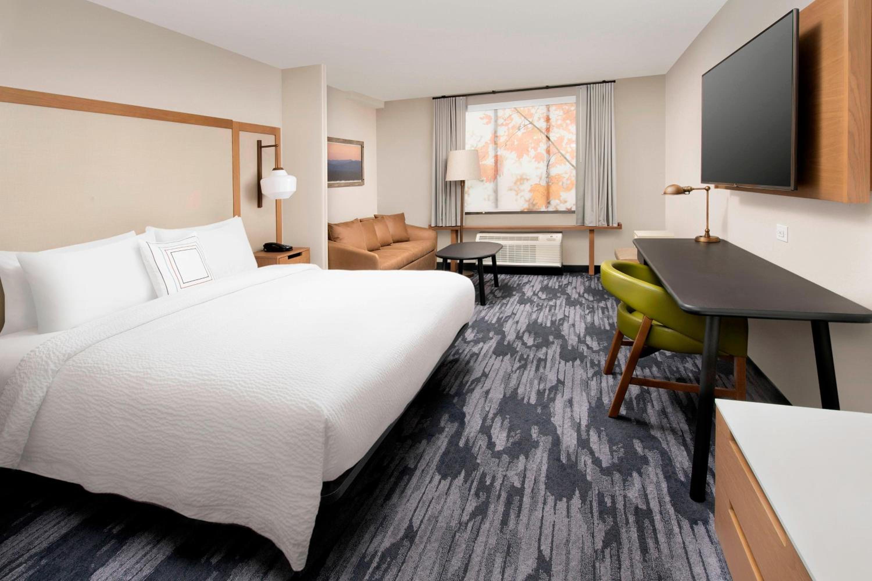 King Suite With Sofa Bed And Roll-In Shower - Mobility Accessible photo 1