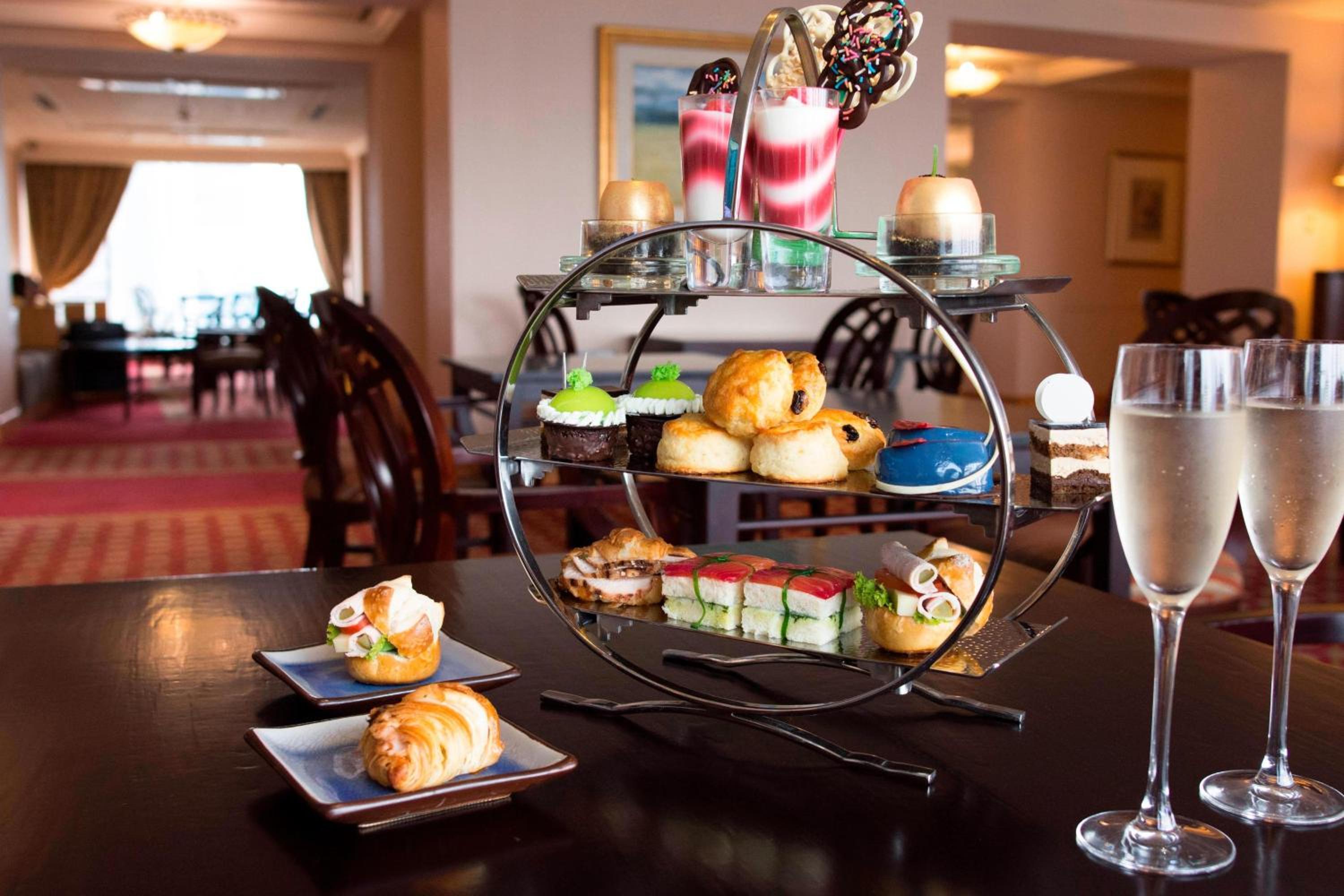 Premier King Room - Executive Lounge Access - Photo 5