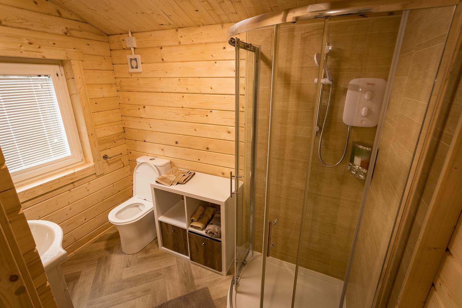 Two-Bedroom Chalet - Photo 3
