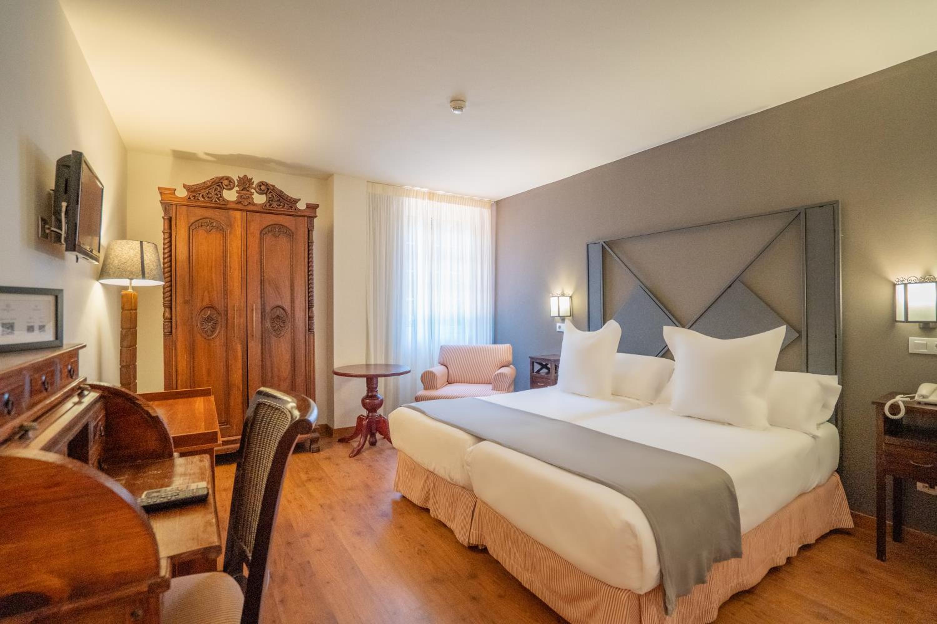 Habitación Doble o con Dos Camas