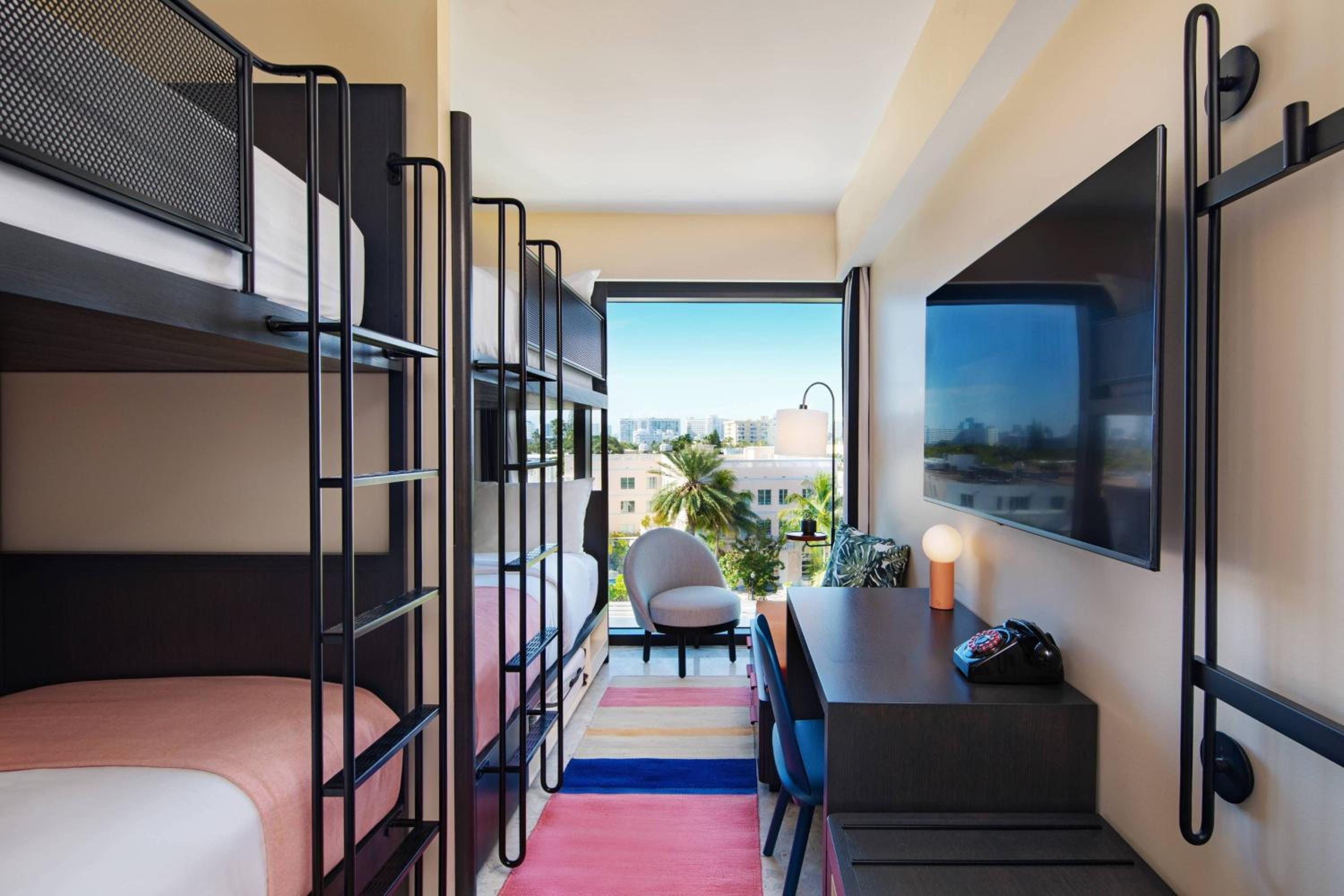Room with Two Sets of Bunk Beds - Photo 2
