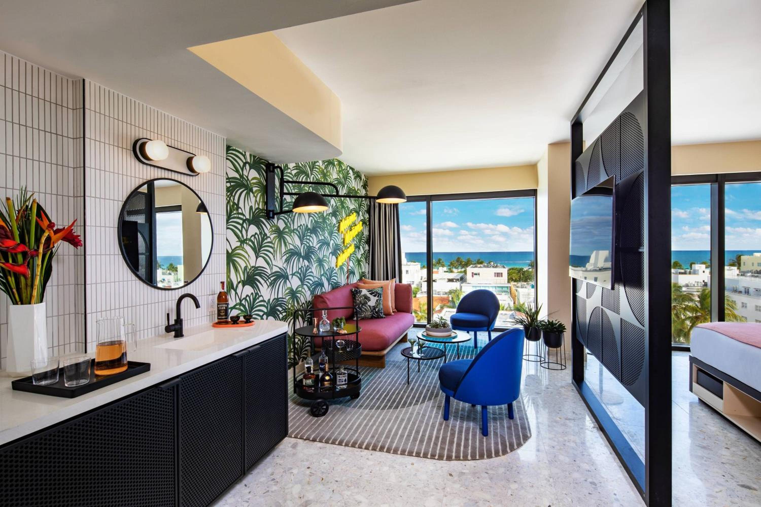 King Suite with Ocean View - Photo 2