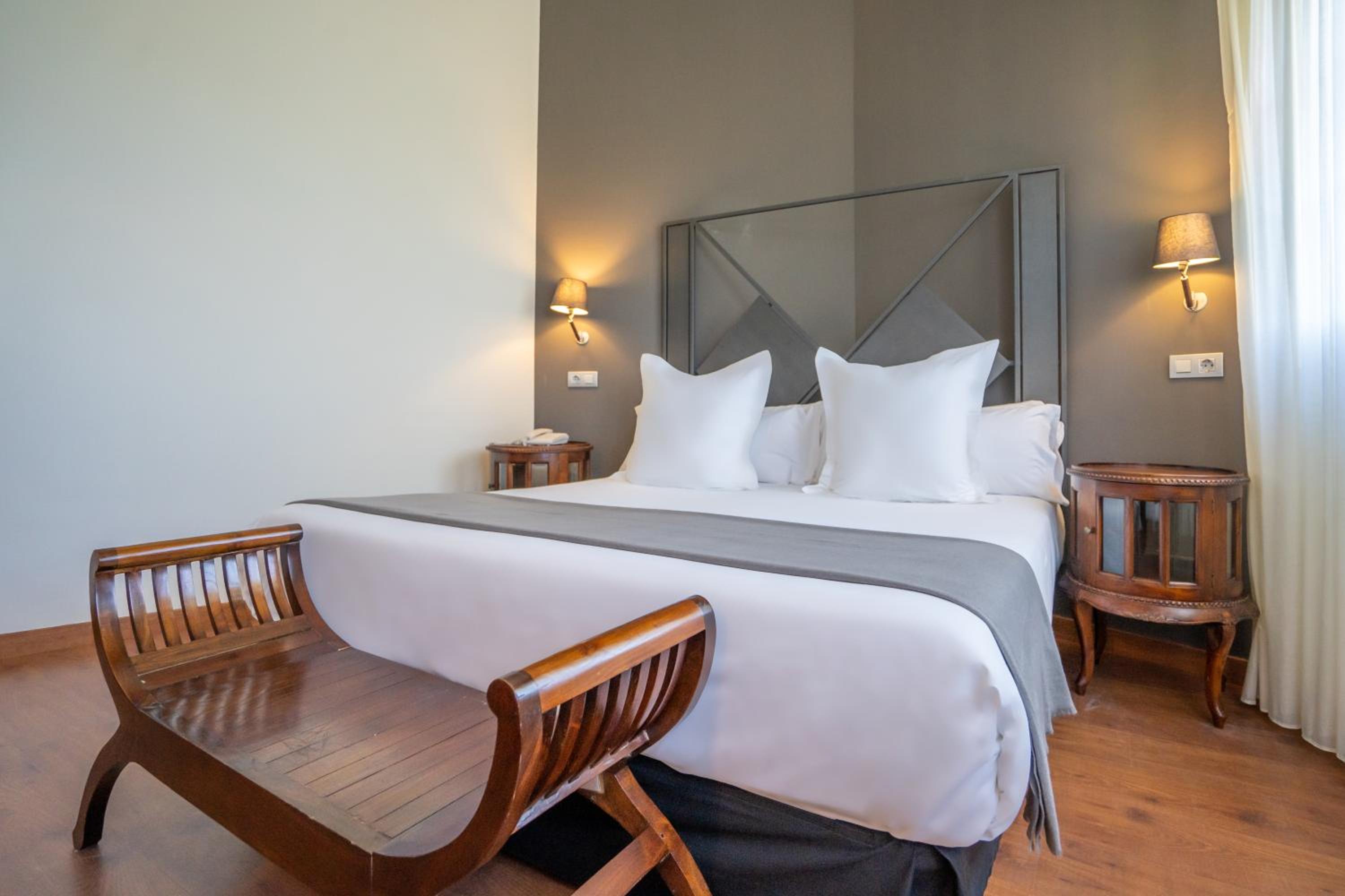 Premium Junior Suite photo 2