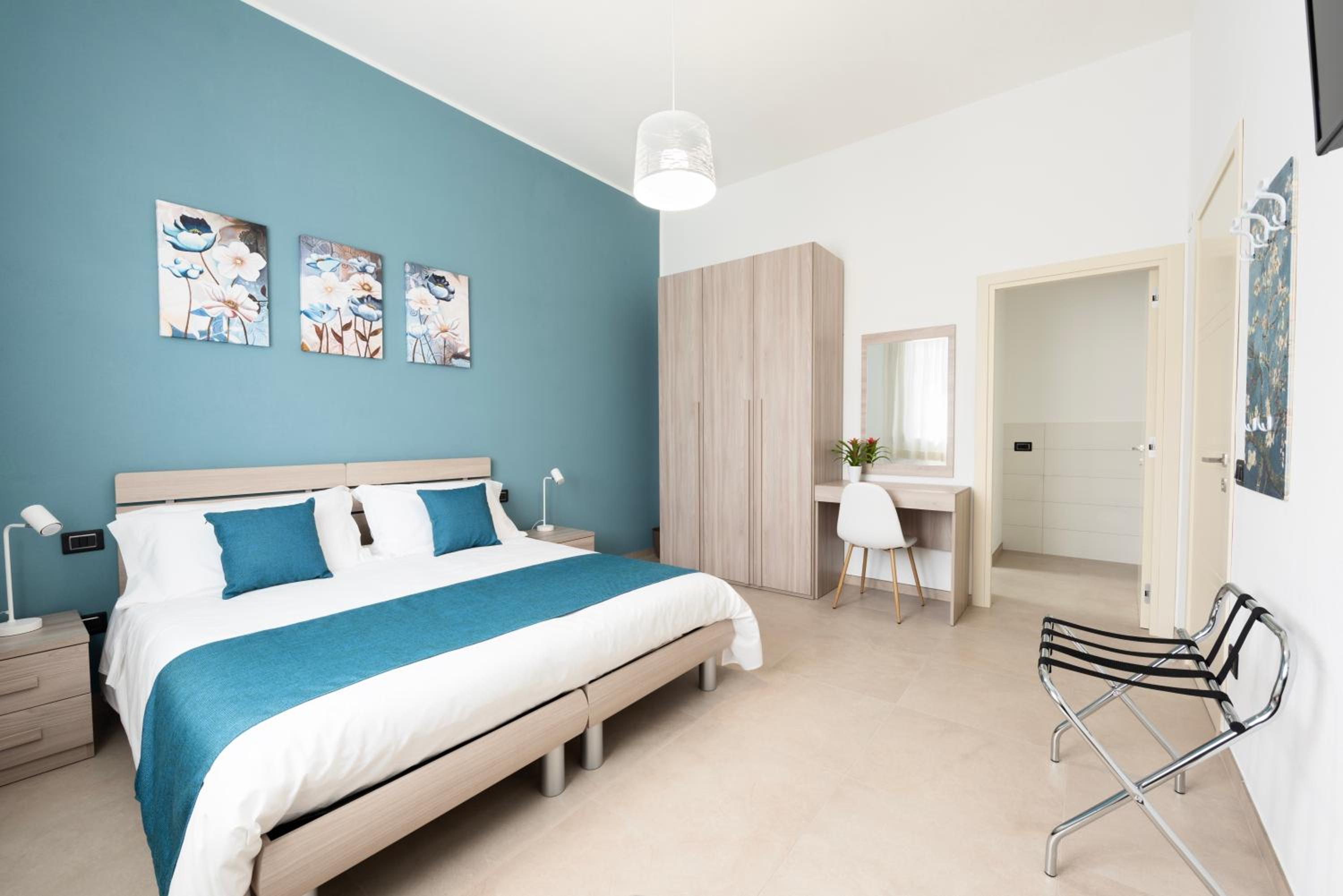 Double or Twin Room with Garden View photo 2
