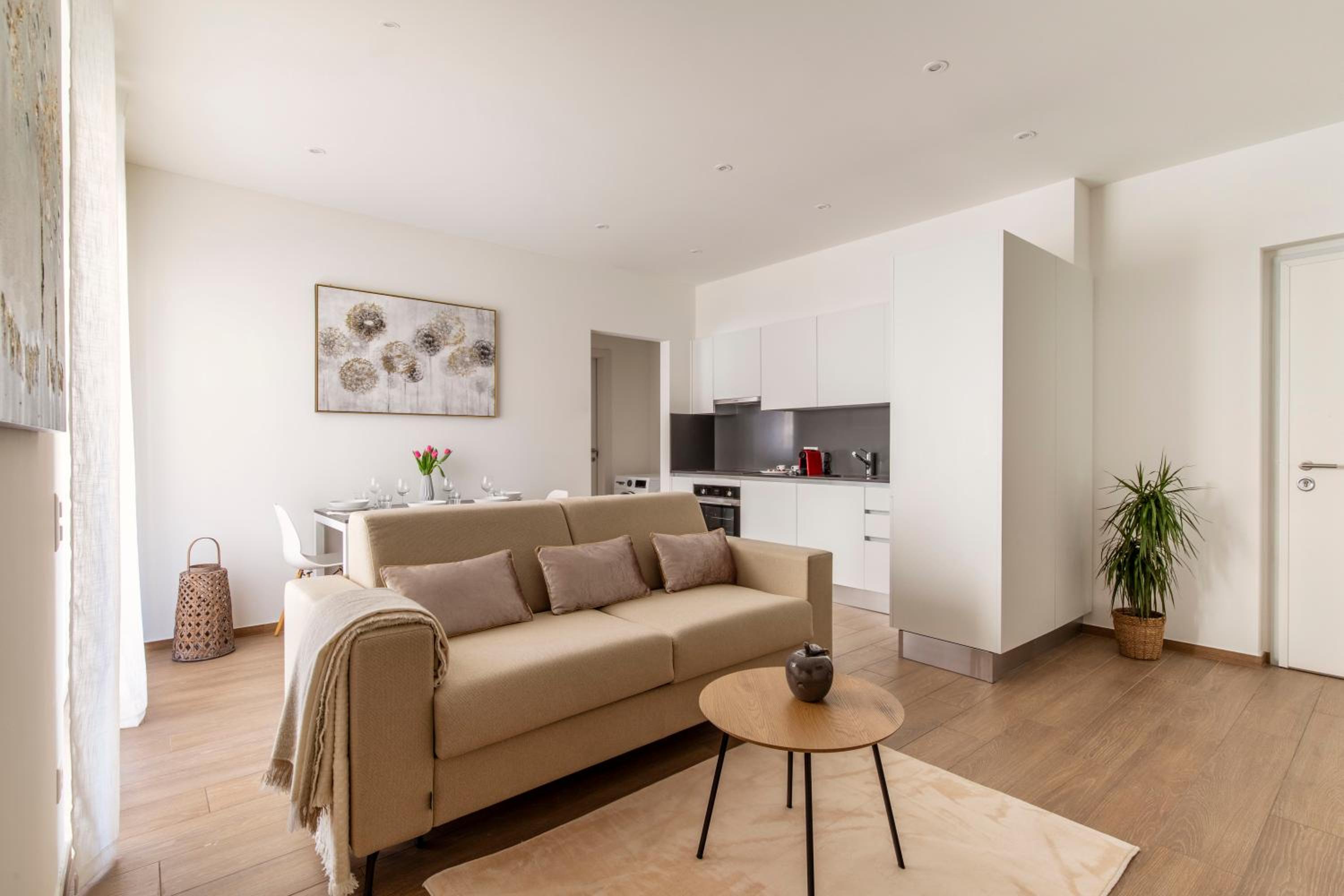 Deluxe Apartment