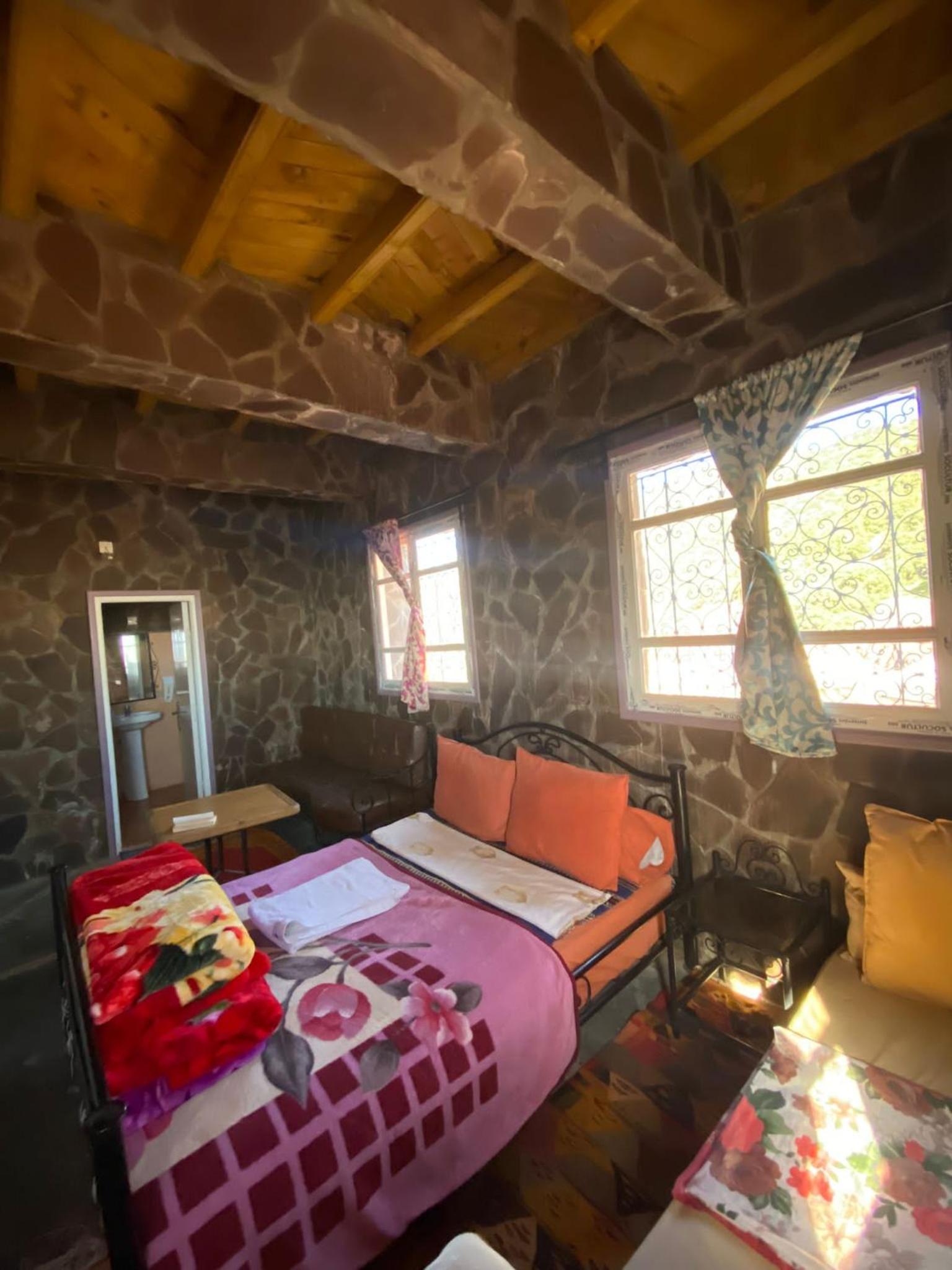 Deluxe Double Room with Shower photo 1