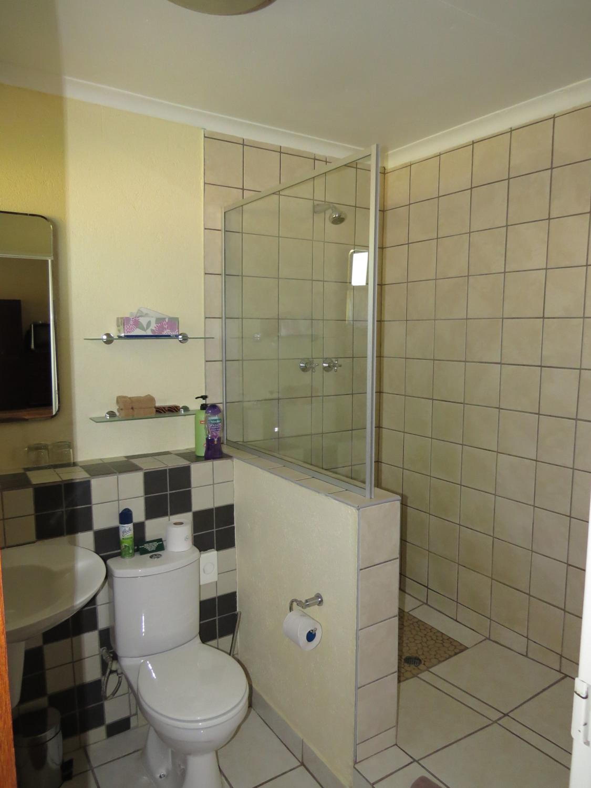 Twin/Double Room - Photo 2