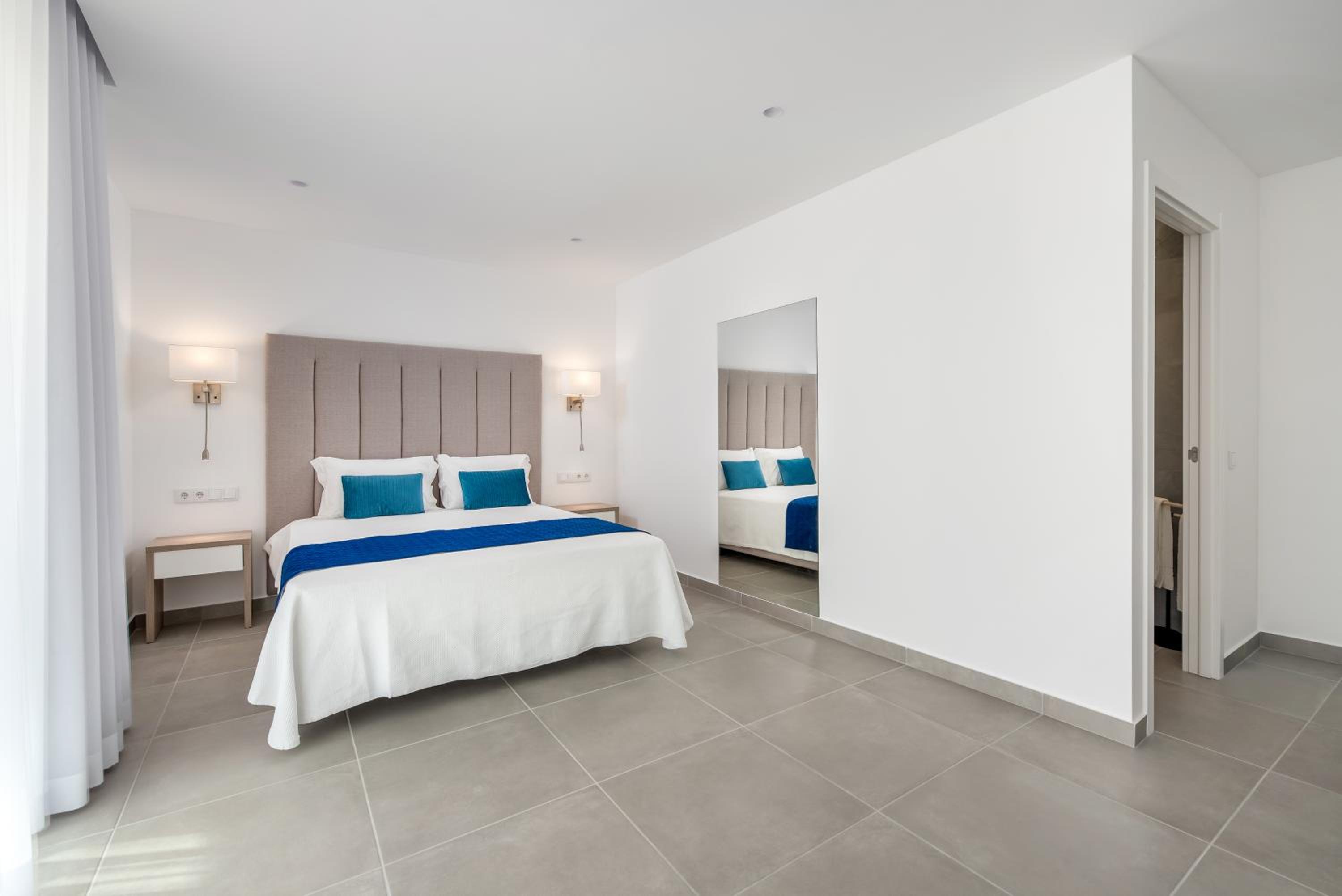 Budget Double Room photo 1