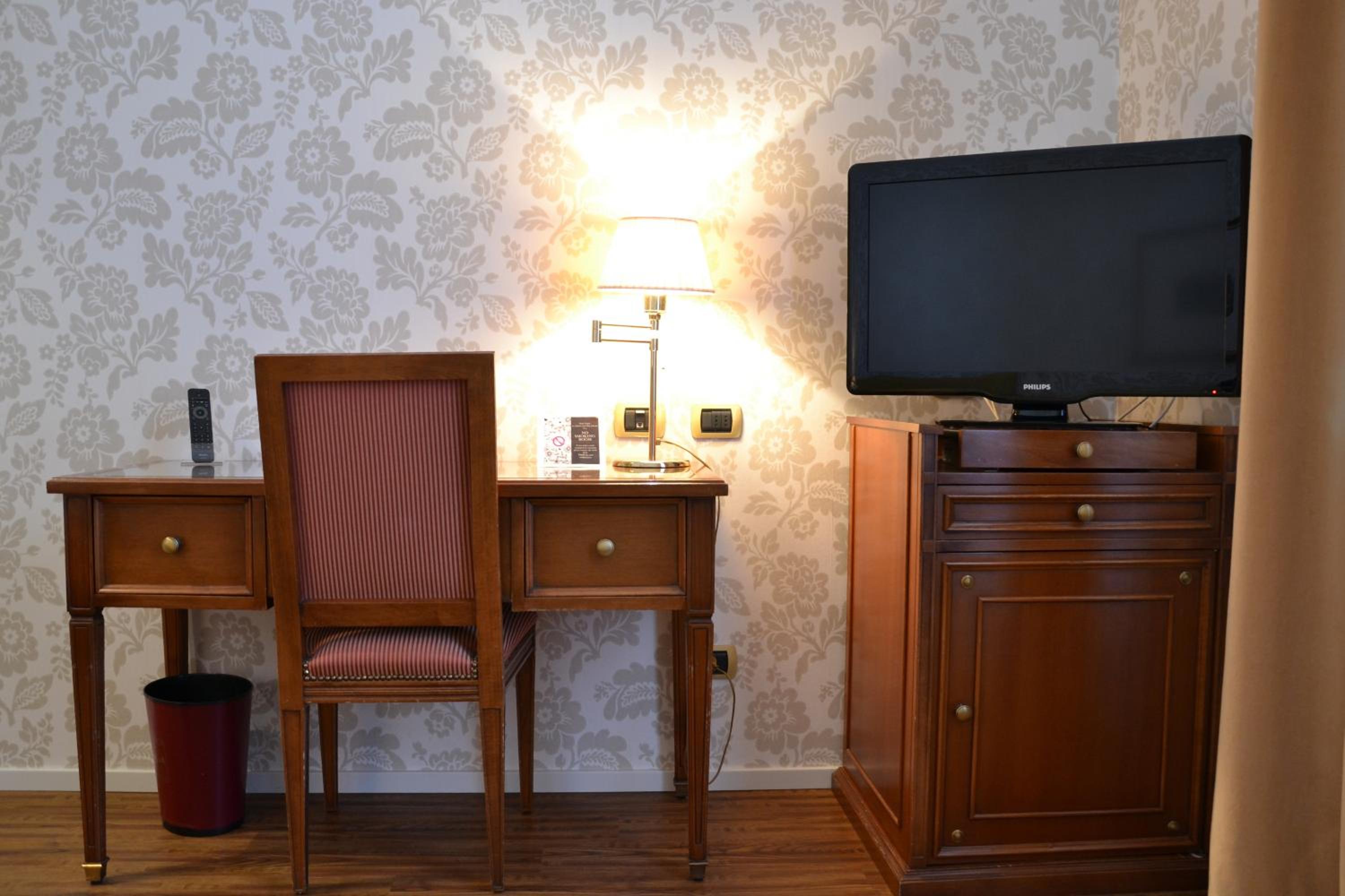 Comfort Triple Room photo 2
