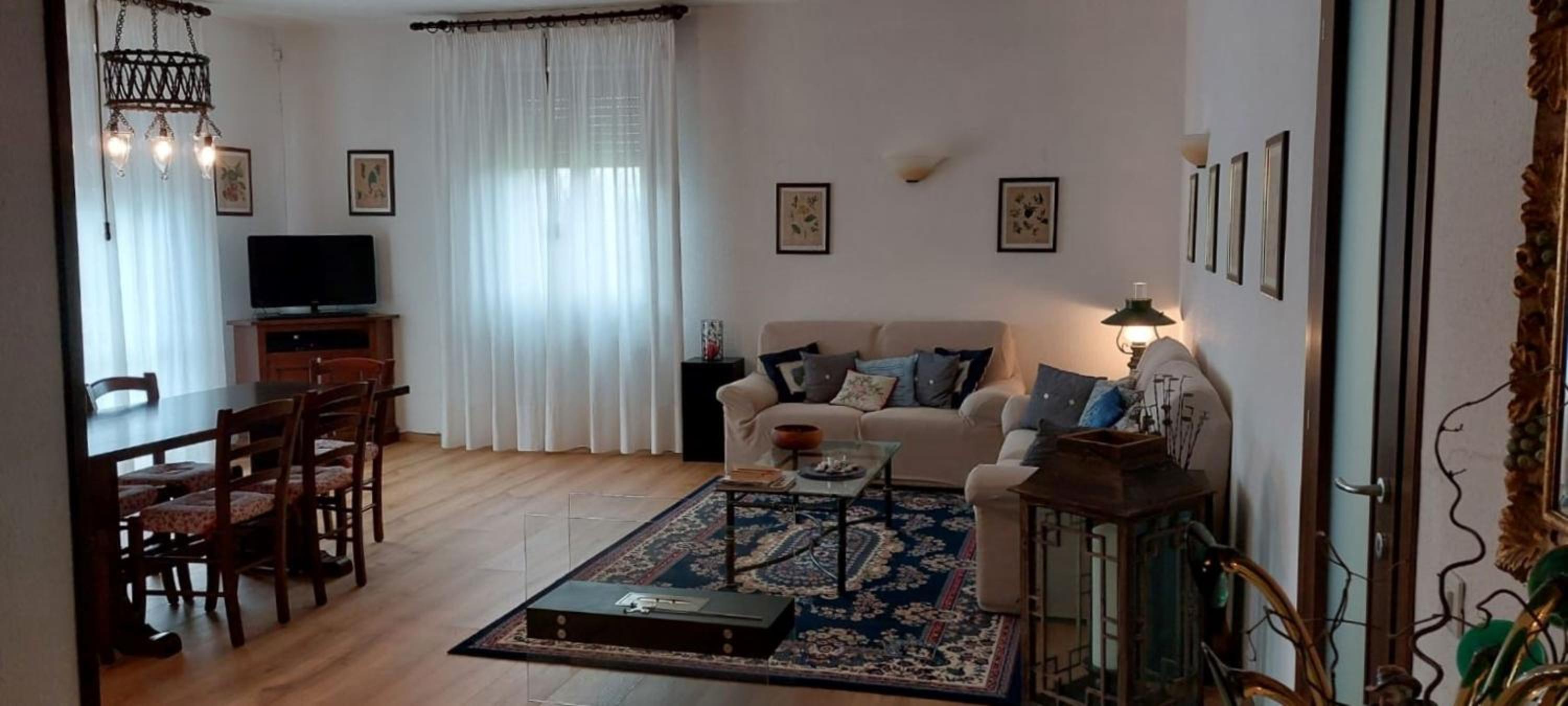 Apartment with Balcony photo 1